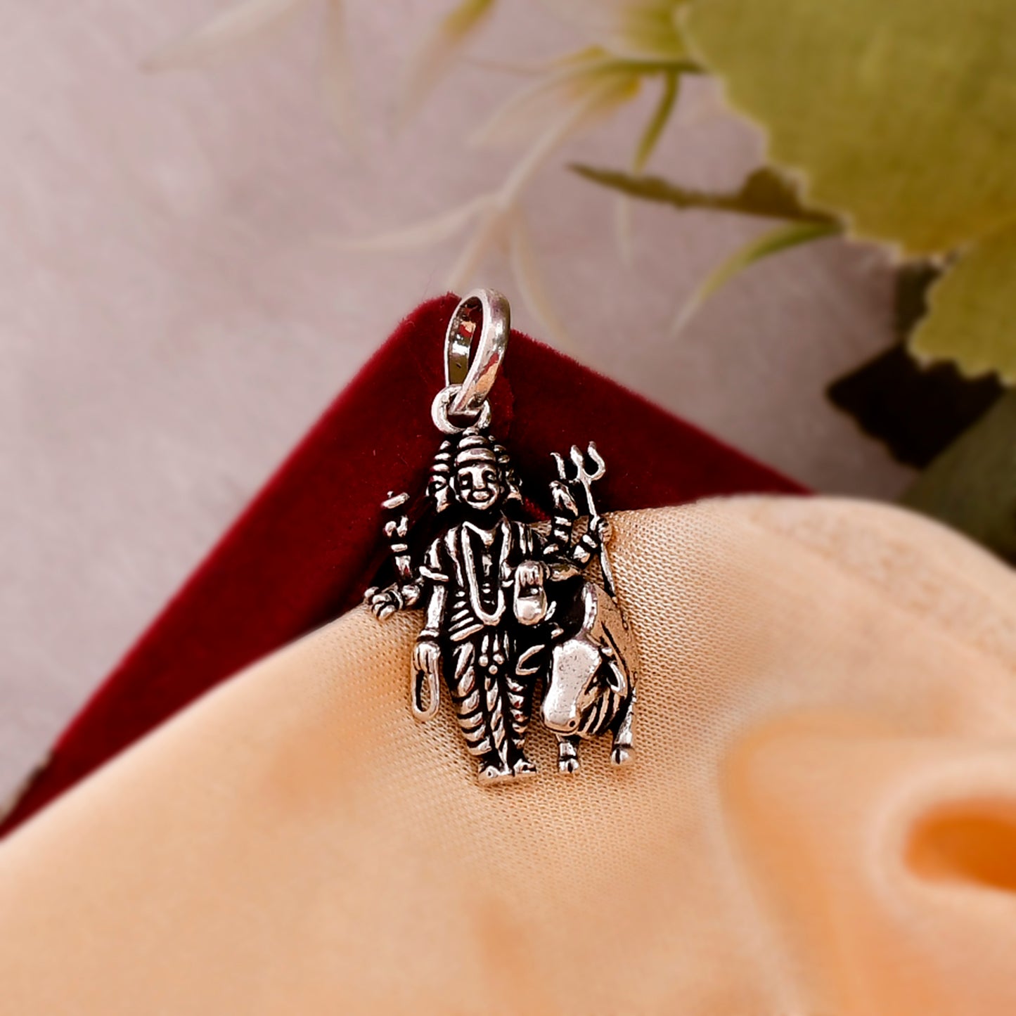 Shree Dattatreya Silver pendant locket (2.5gm)