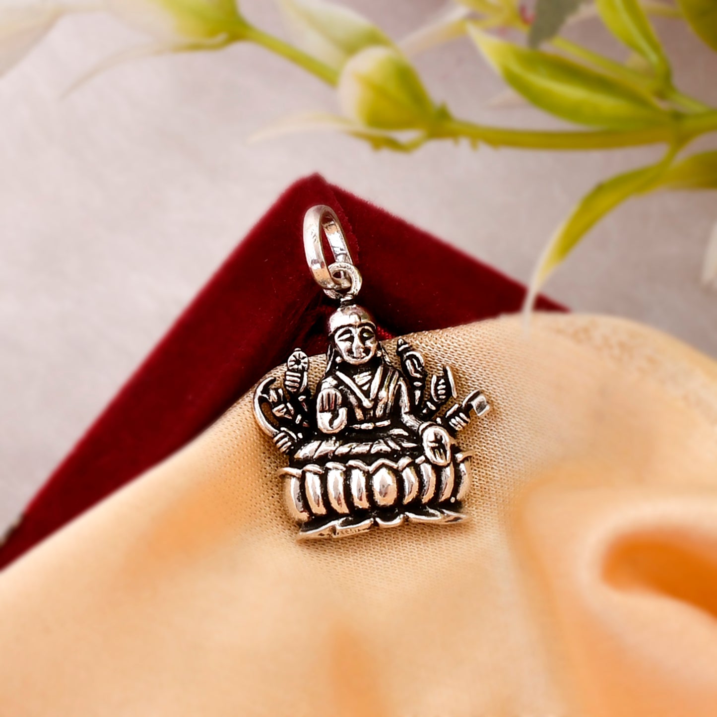 Sterling Silver 925 Laxmi Pendant Locket (5.1gm)