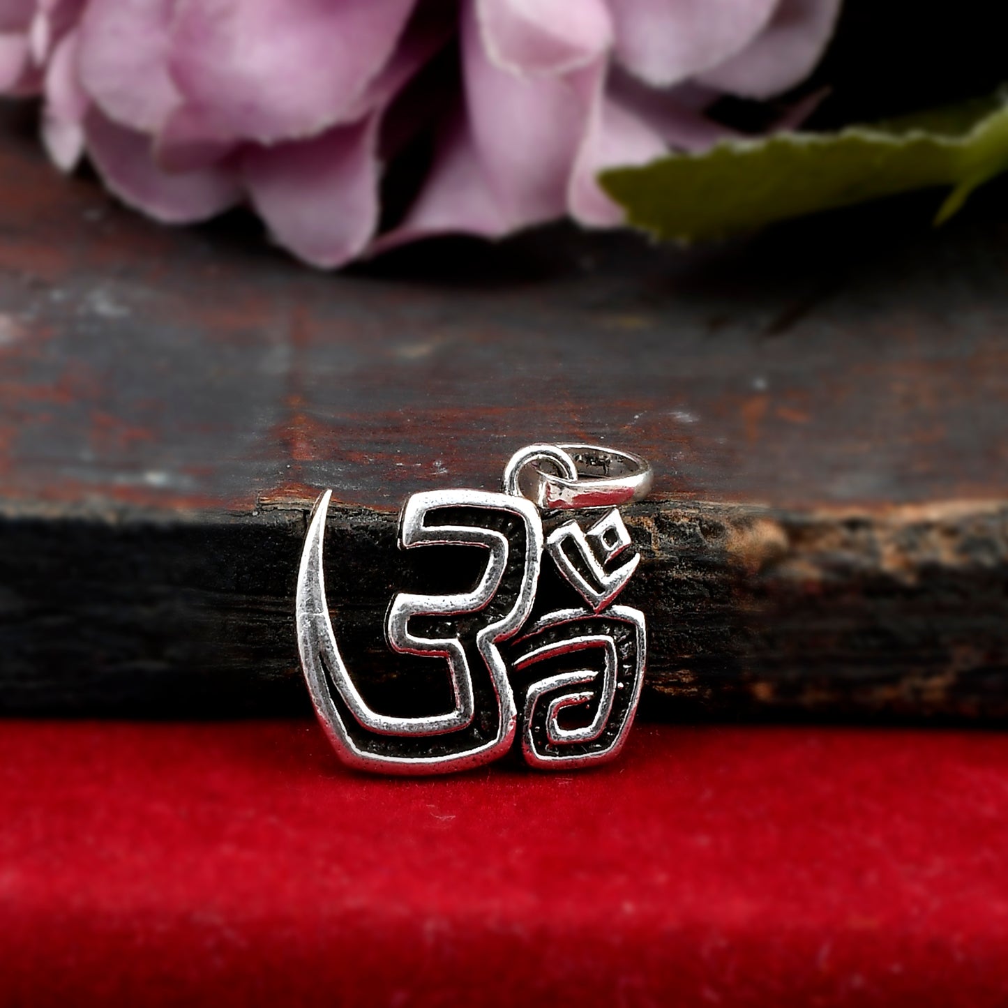 Sterling Silver 925 OM/ Aum Pendant Locket (2.0gm)