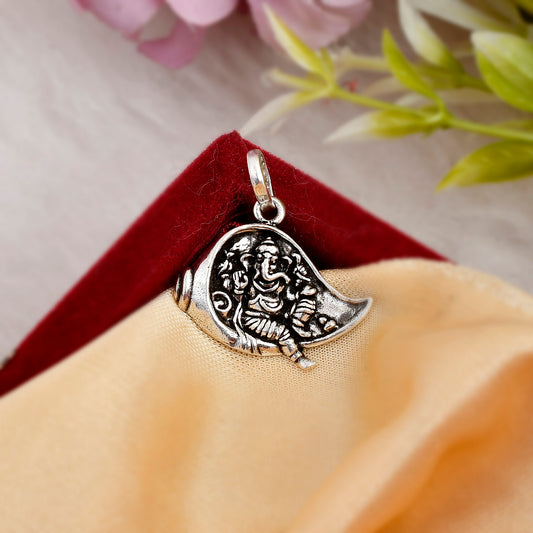 god ganesha pendant