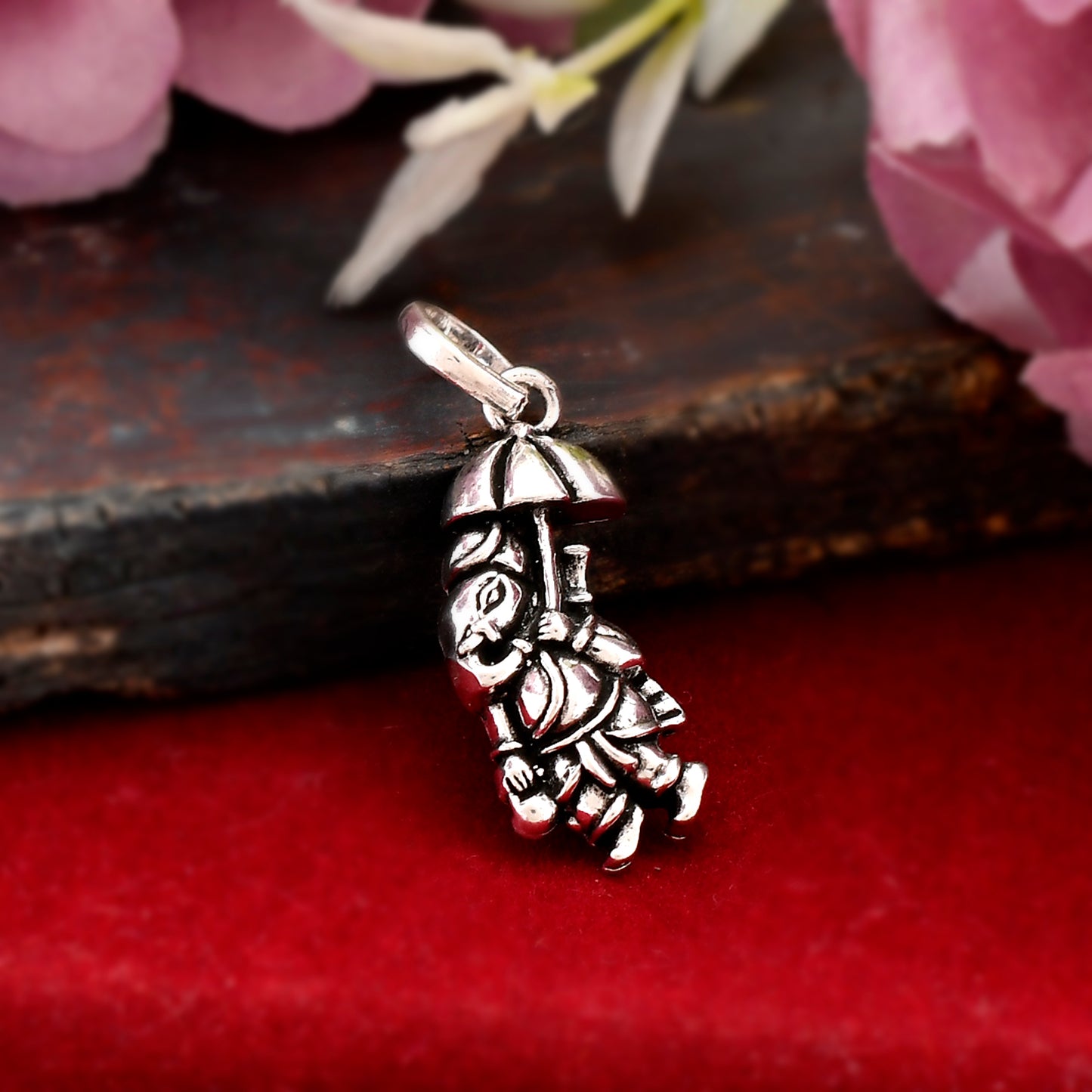 lord ganesha pendant