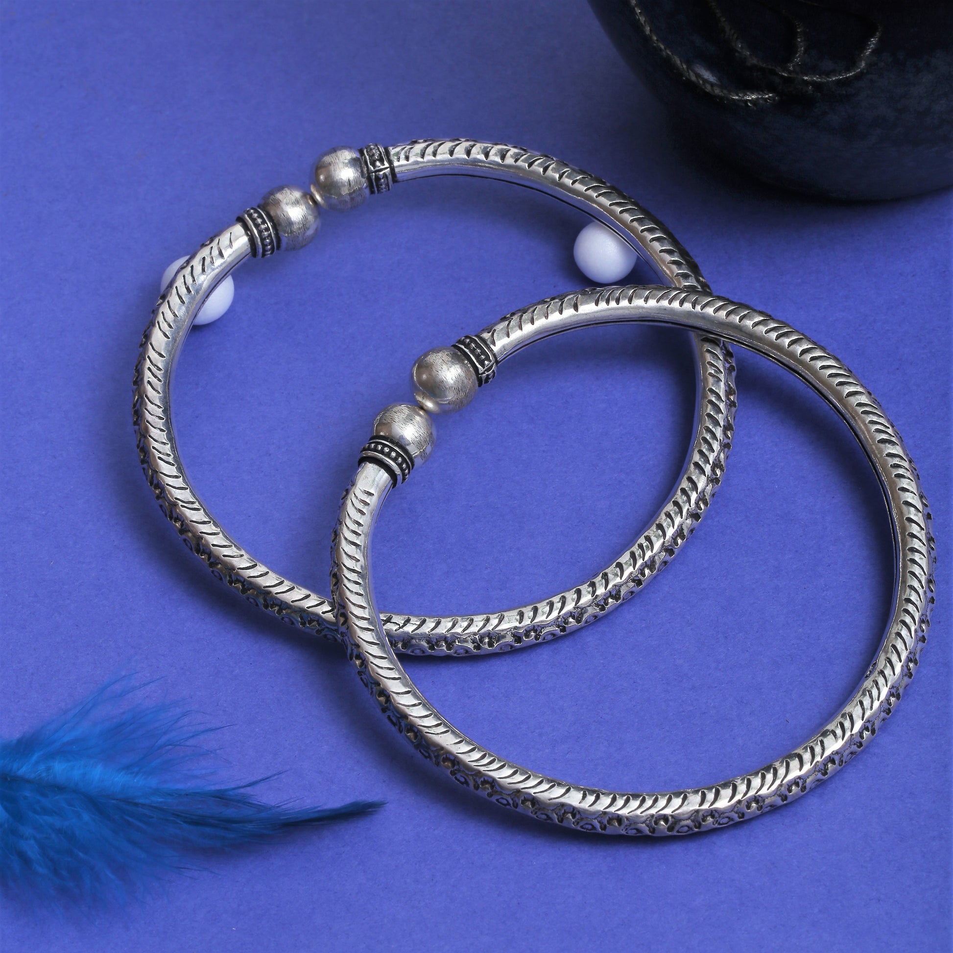 traditional leg kada