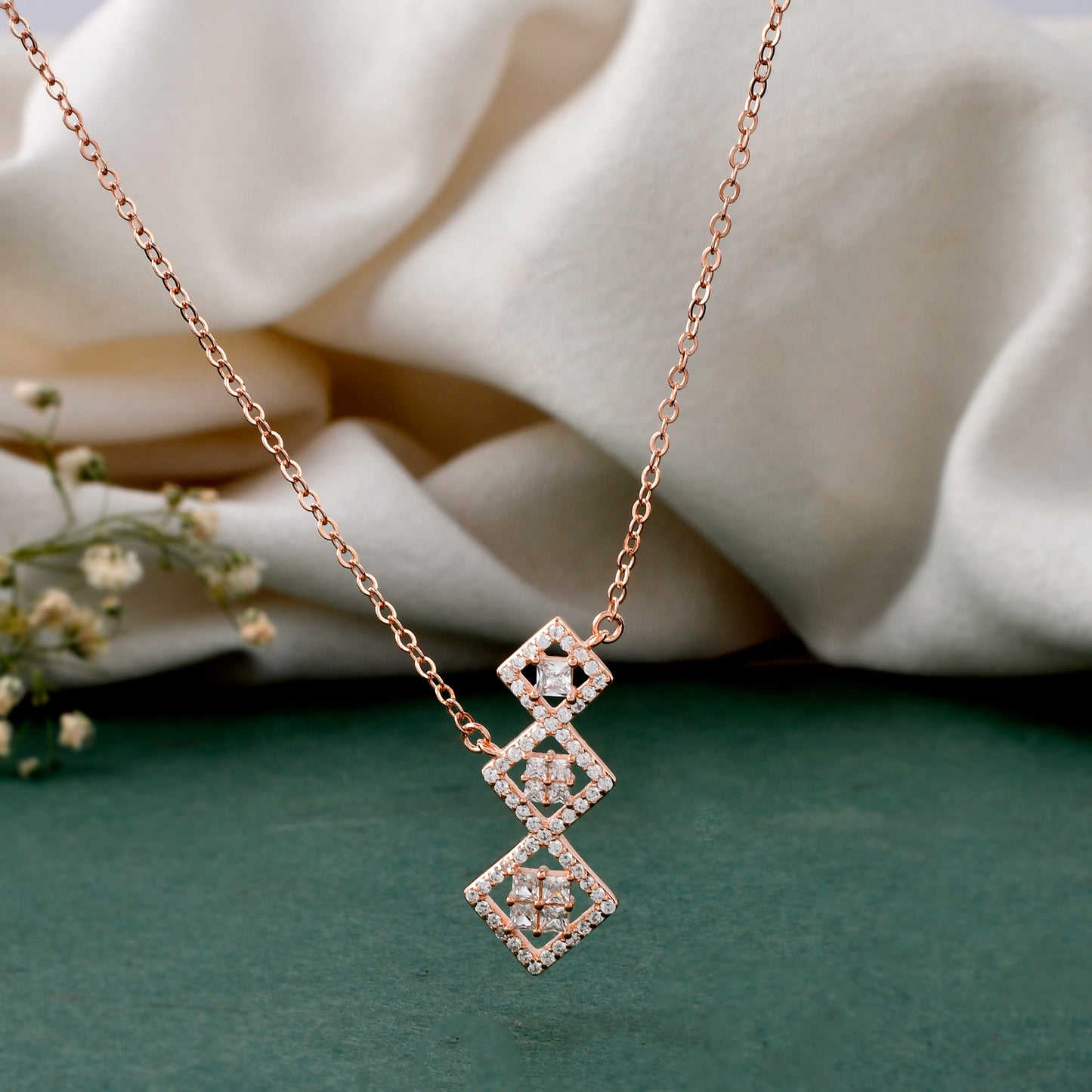 silver necklace women