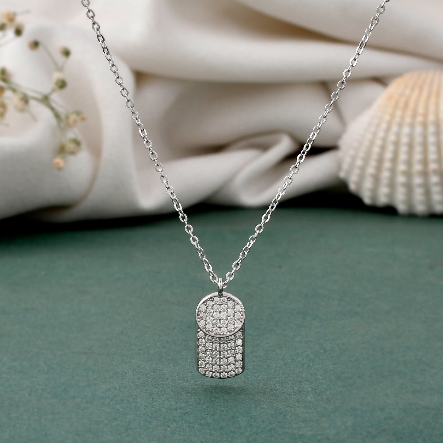 silver pendant chain
