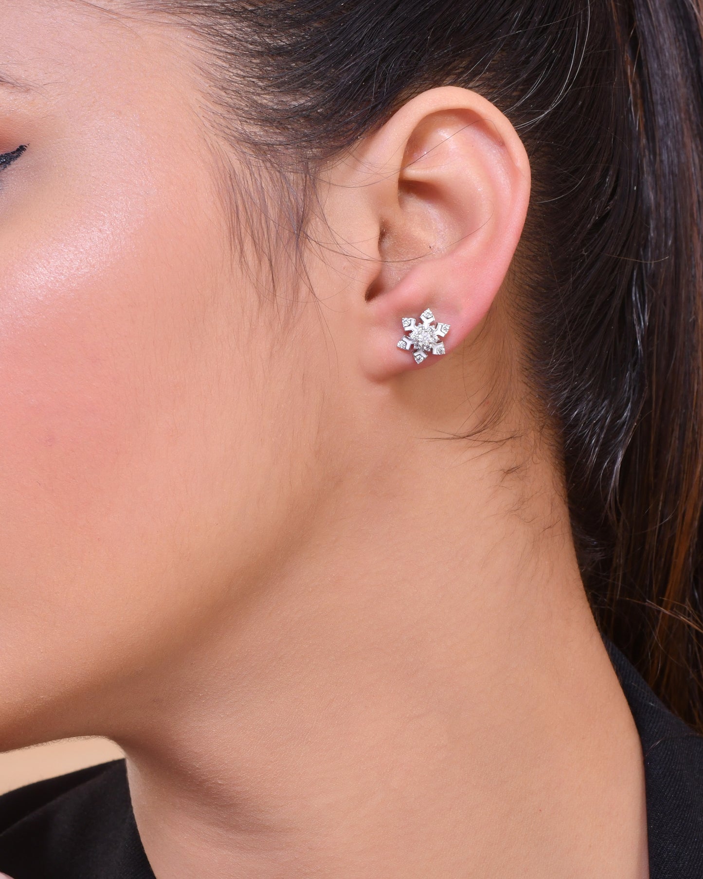 tiny flower stud silver