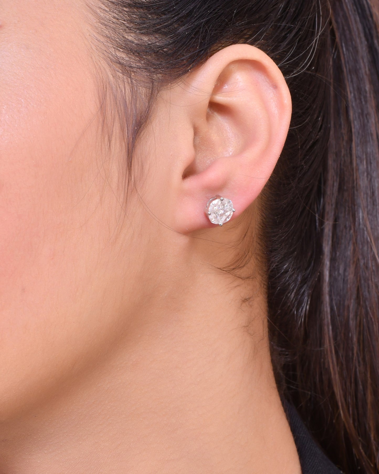 small stud silver