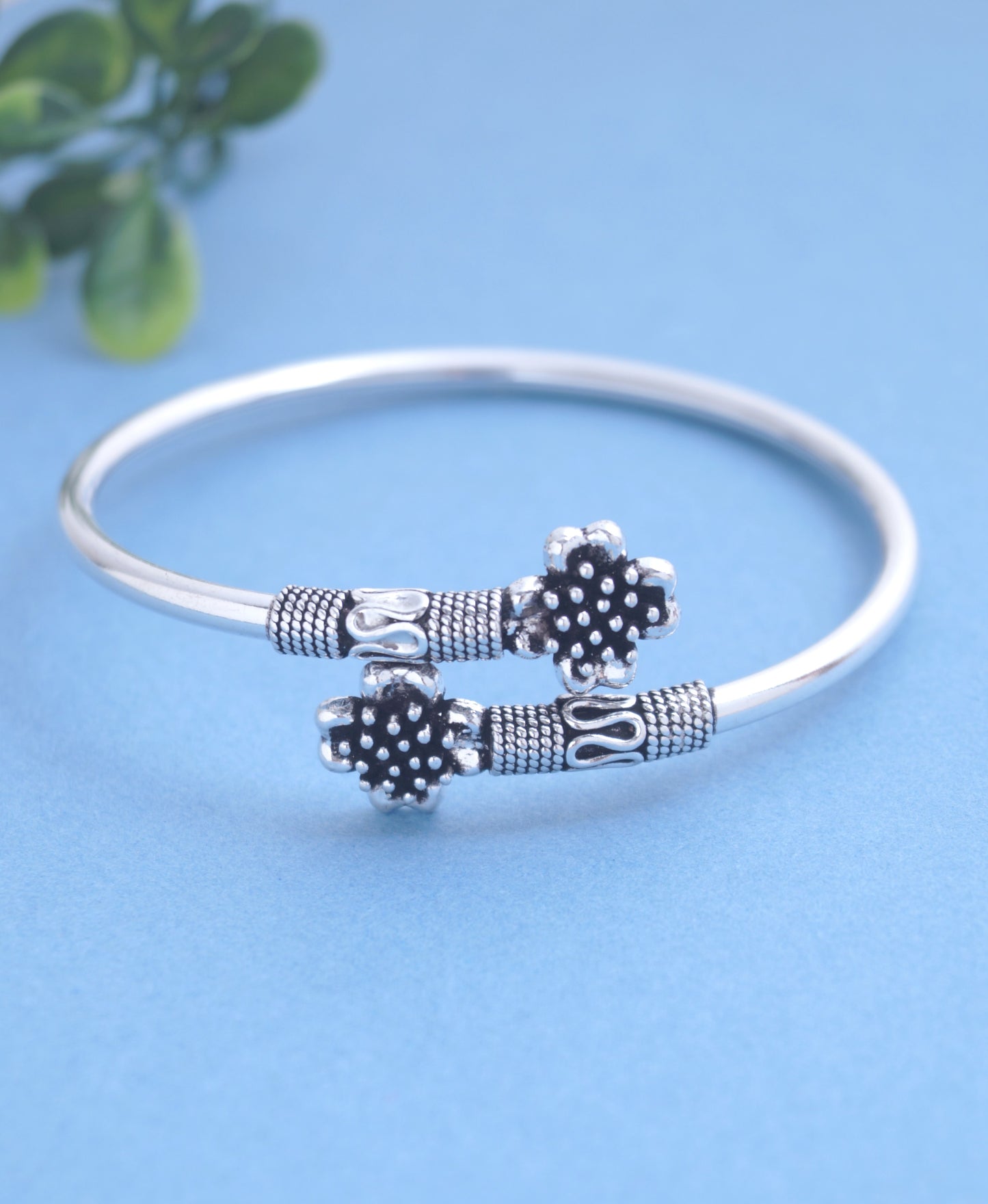 silver oxidised kada