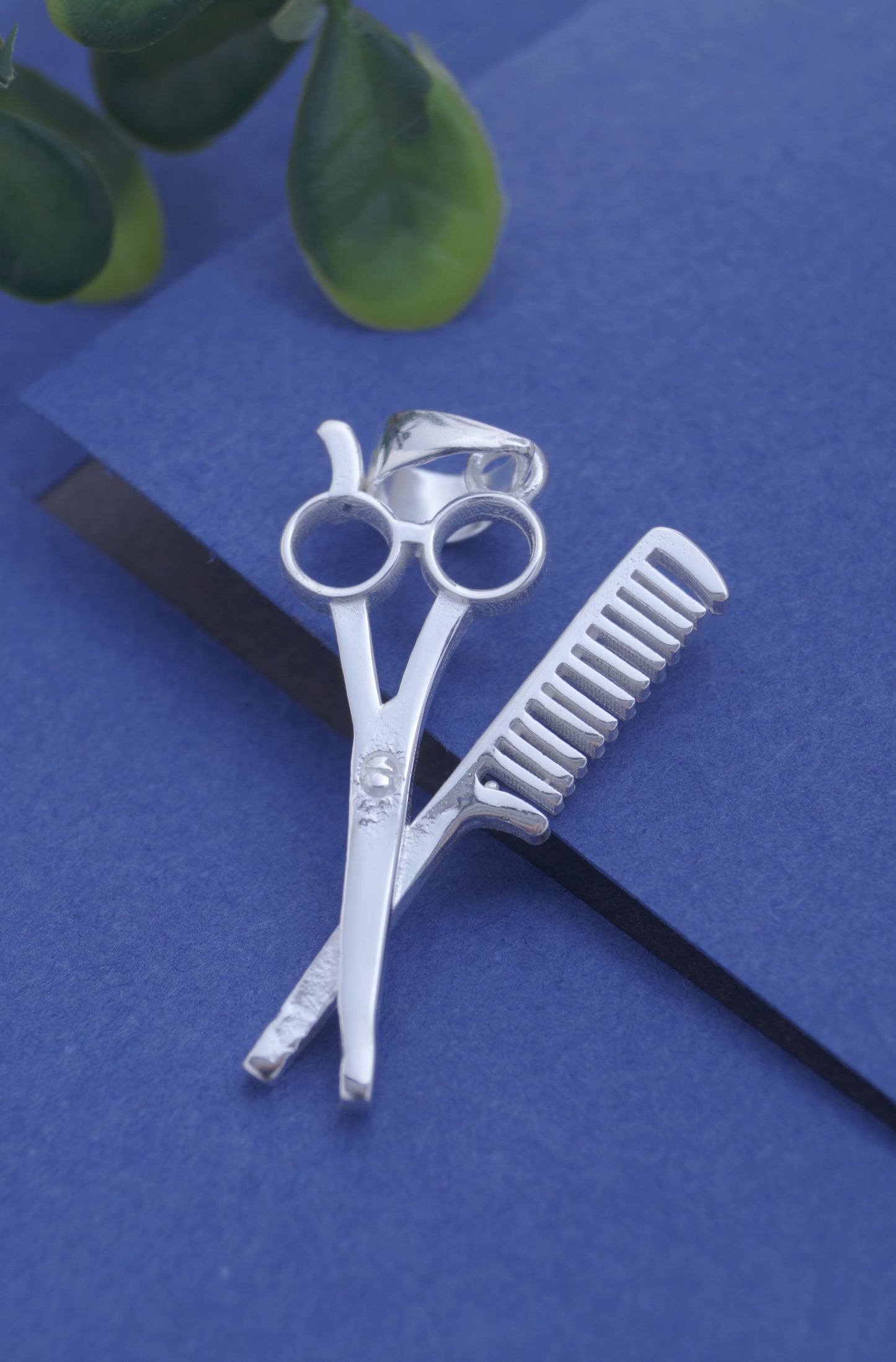 barber pendant silver