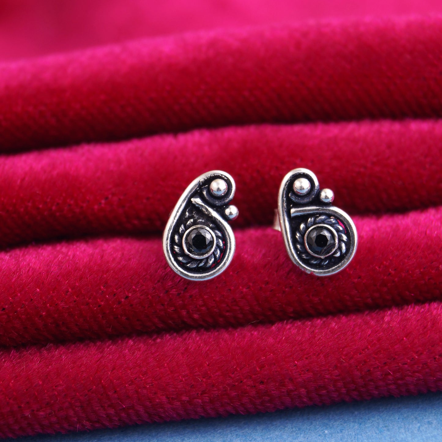 silver earring girls