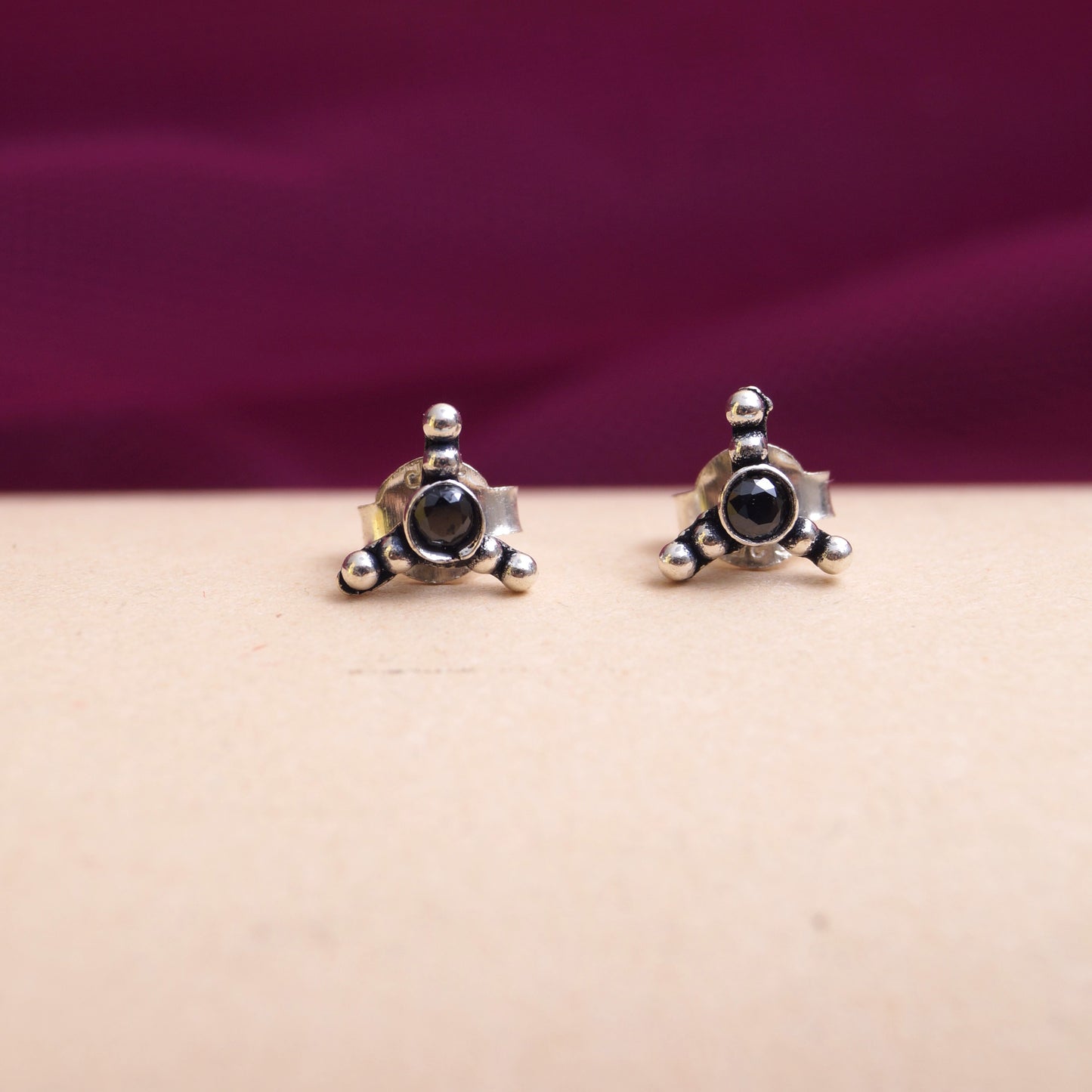 earring stud silver