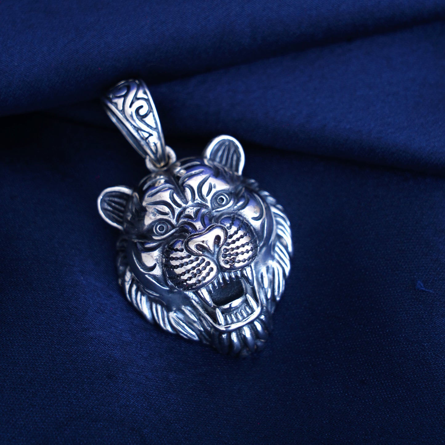 Sterling Silver 925 Lion Locket / Pendant For Men - Roar of Strength