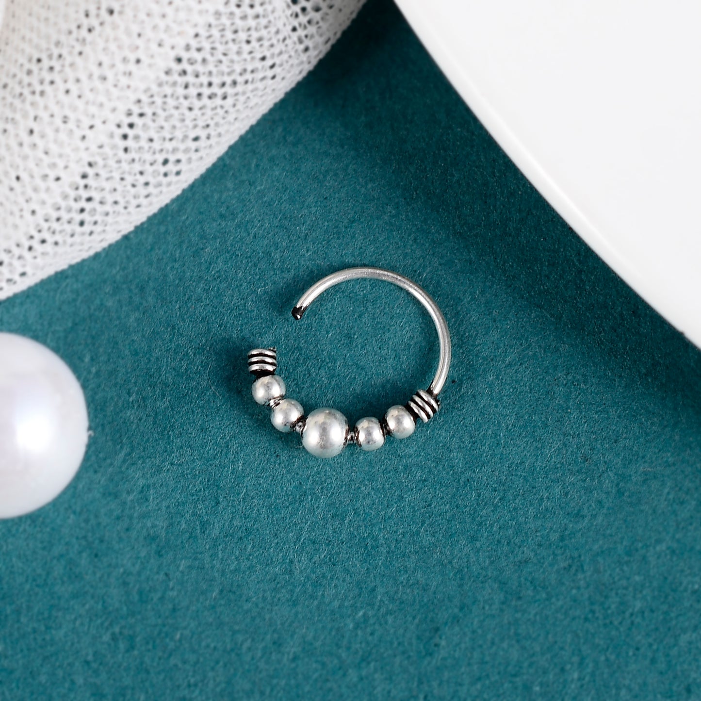 nose hoop ring