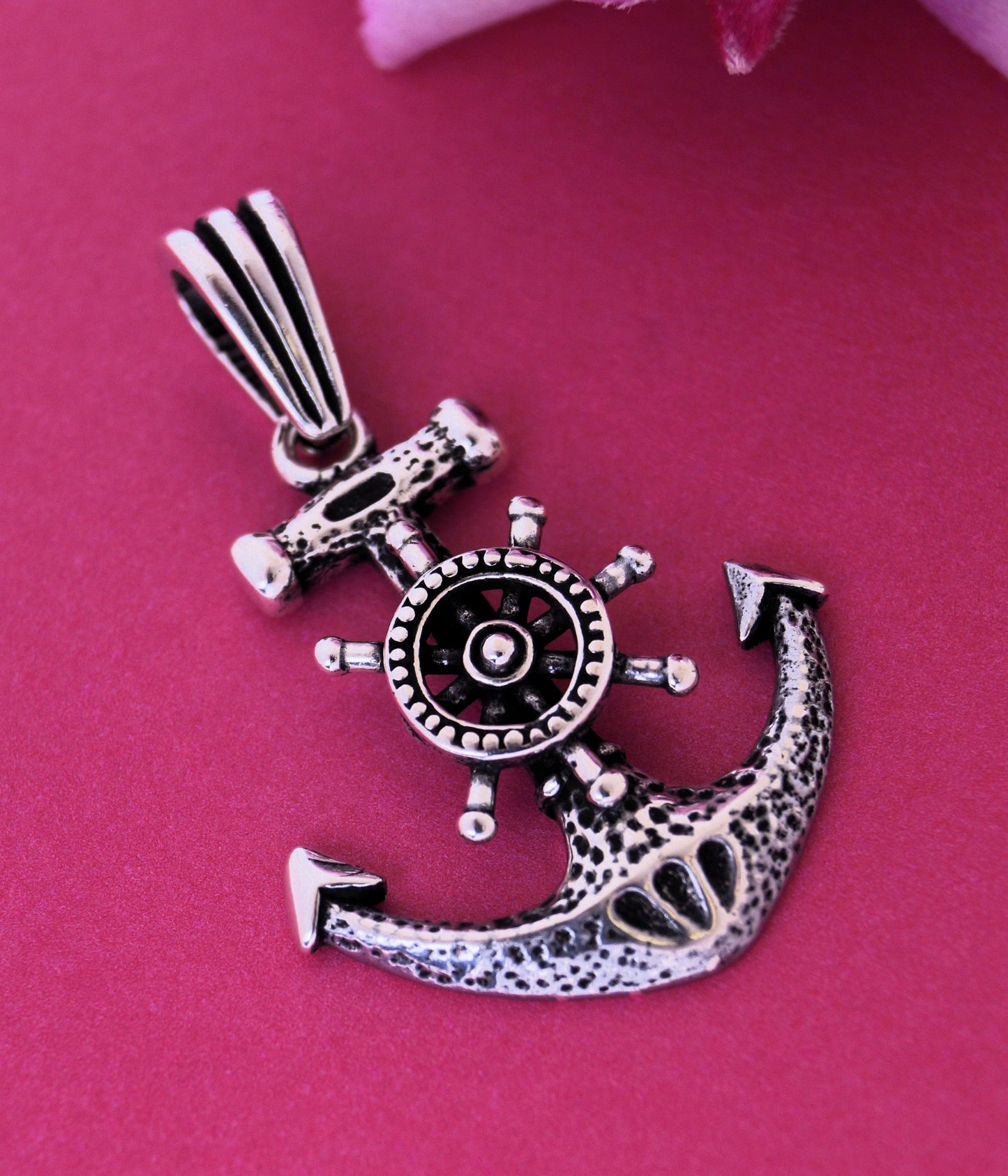silver locket men