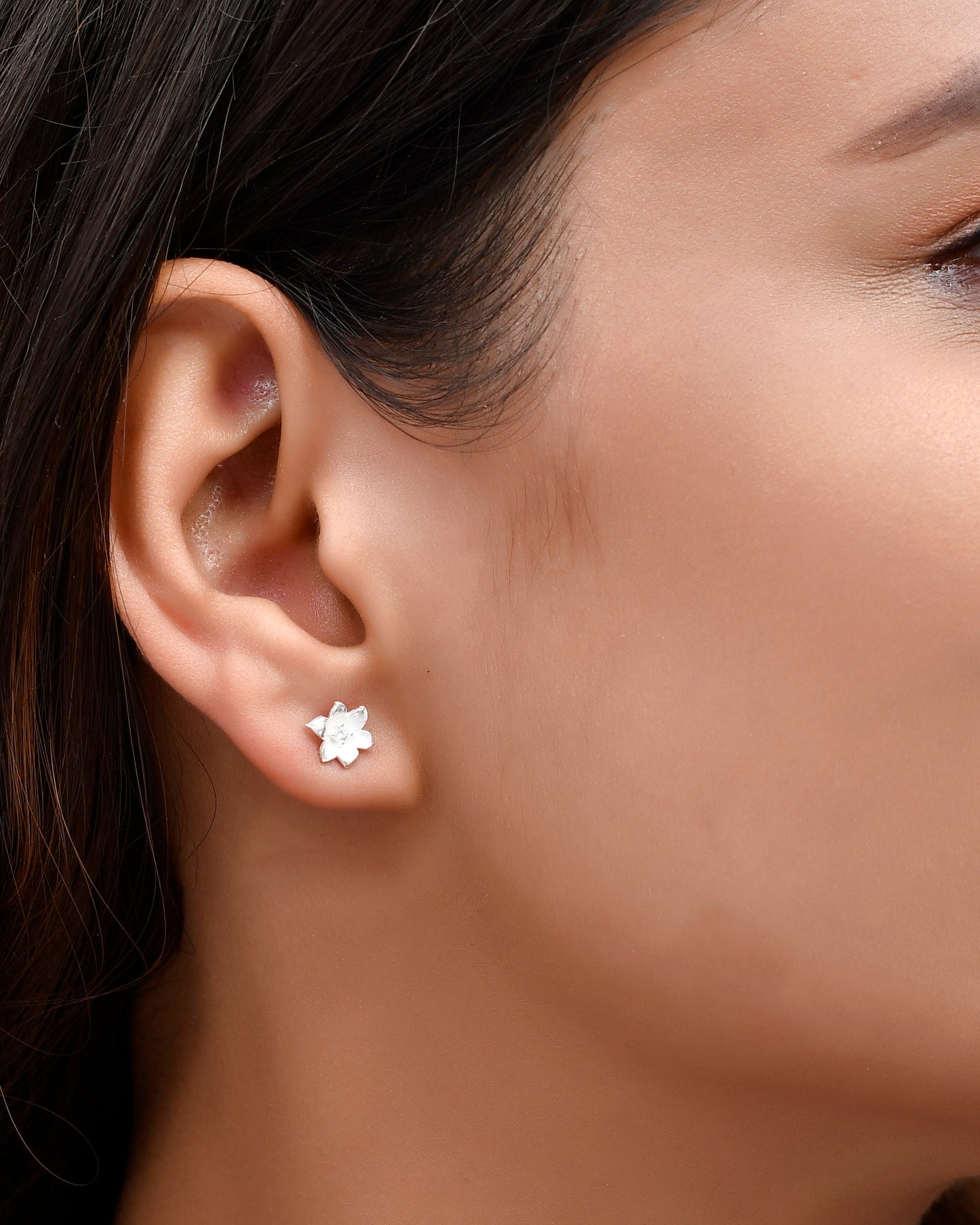 Silver 925 Solitaire Flower Earring