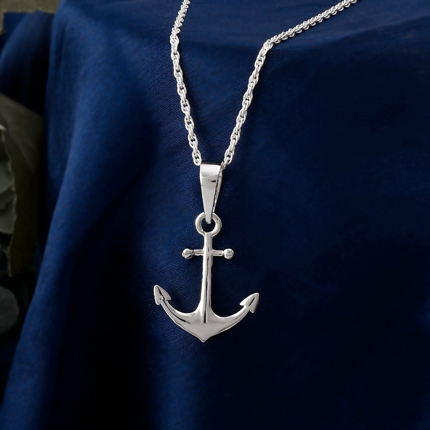 silver chain locket for men & women