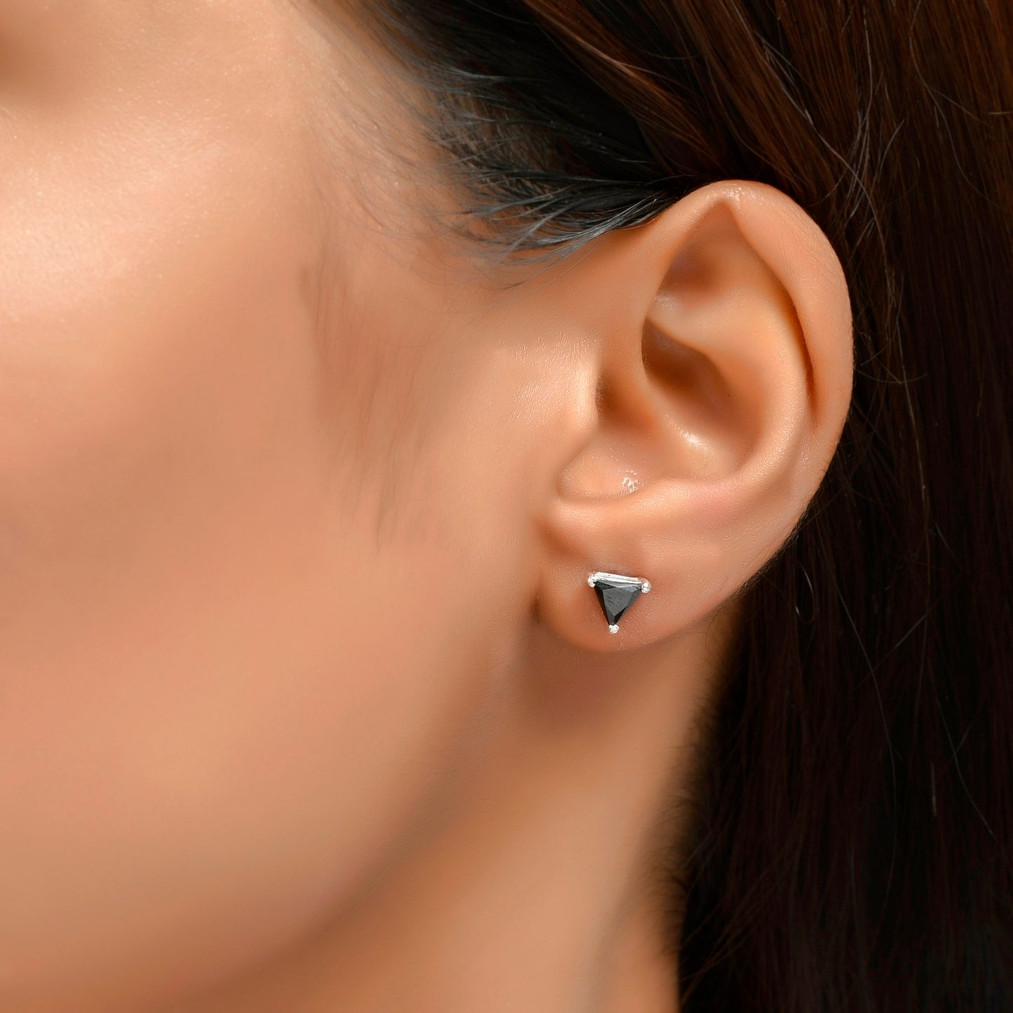 silver stud black