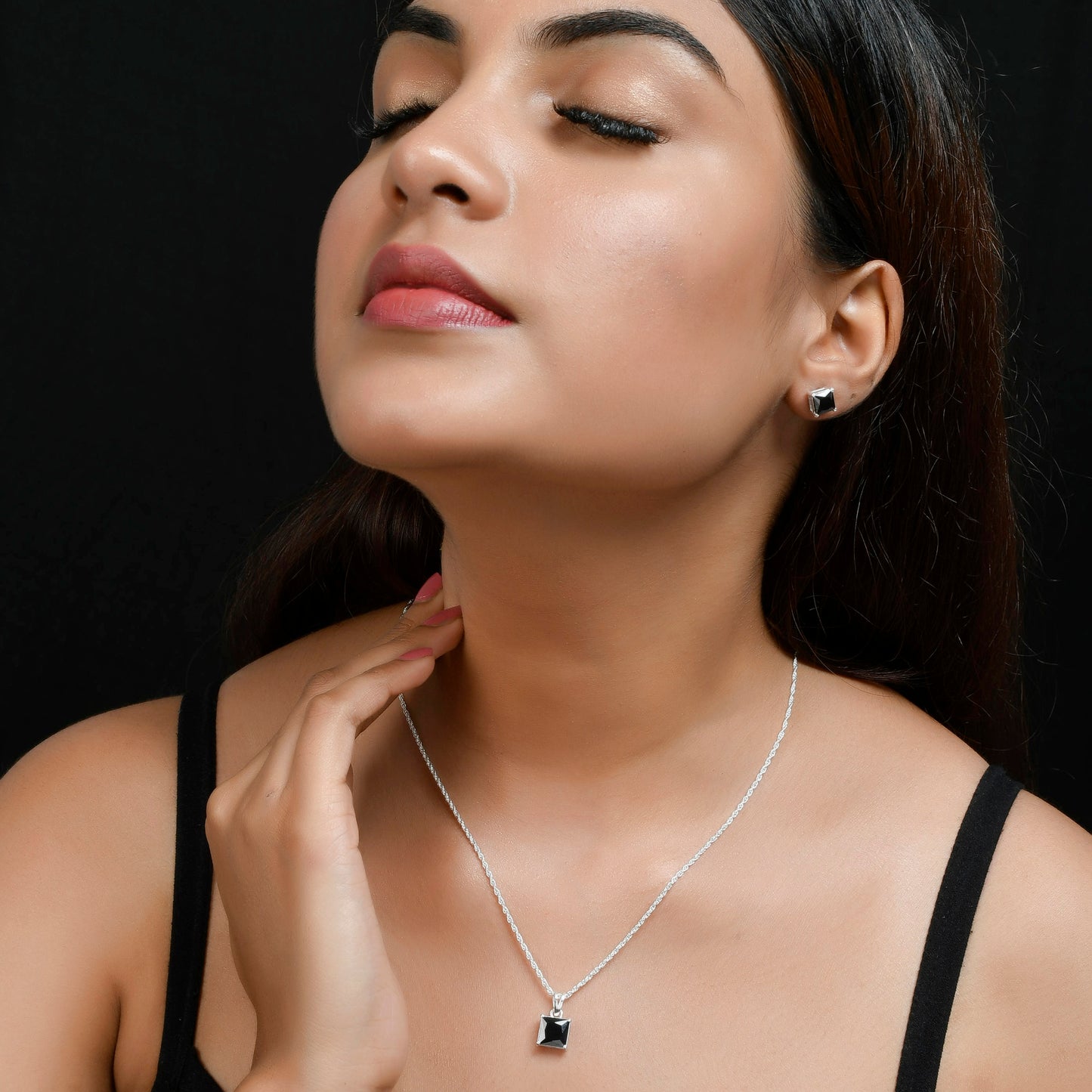 solitaire pendant chain silver