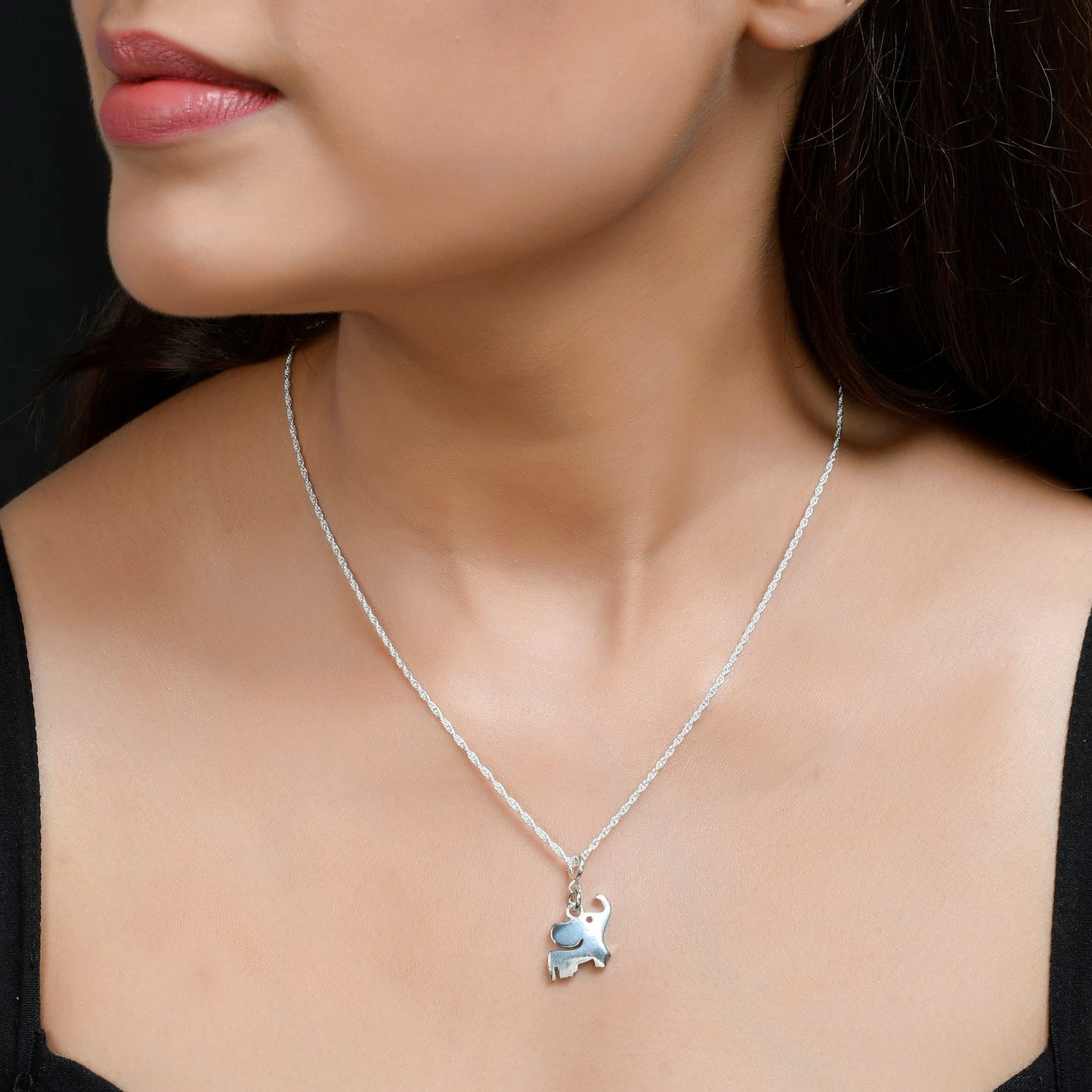 cute Silver Elephant Pendant chain