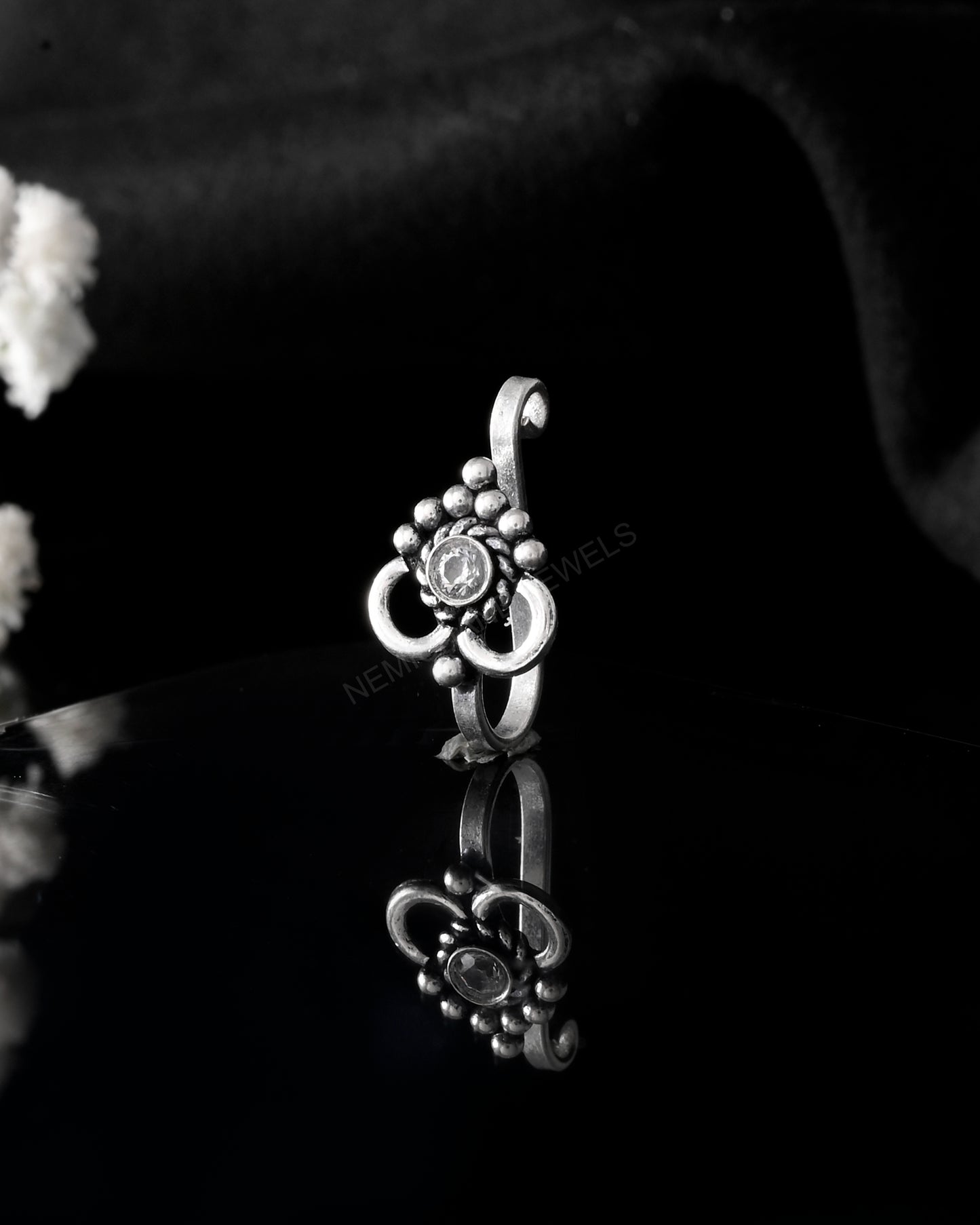 925 Sterling Silver Oxidised Clip-On Nose pin For Women (No piercing required)