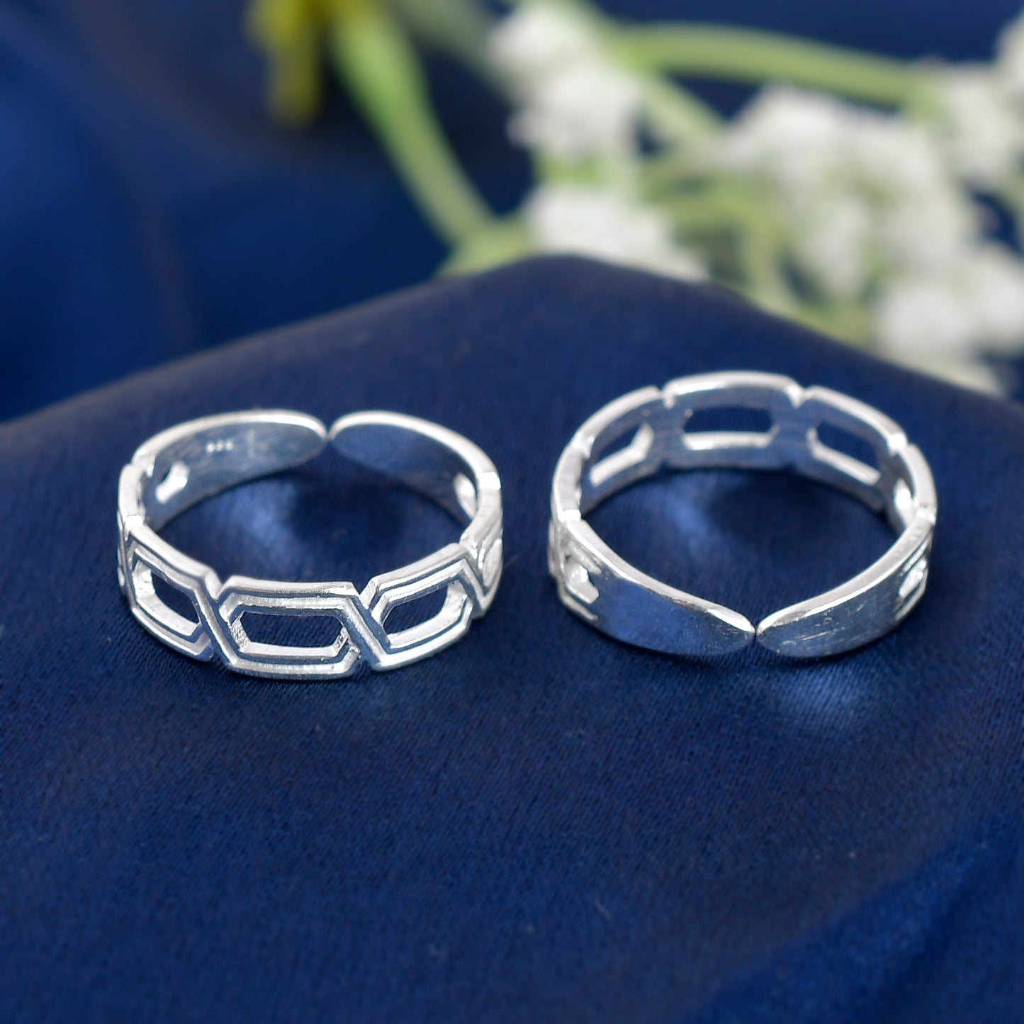 925 Sterling Silver curb Toe Rings For Women (Free Size)