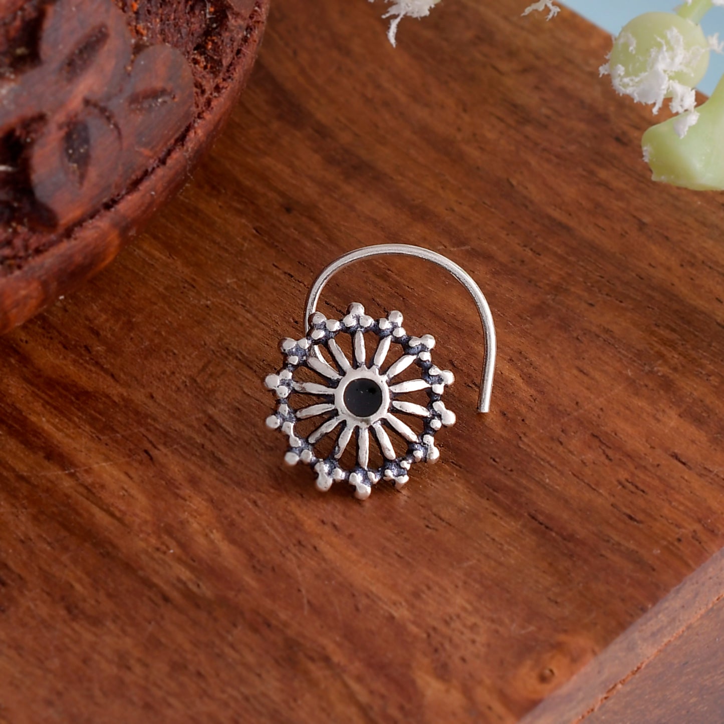 silver nose pin