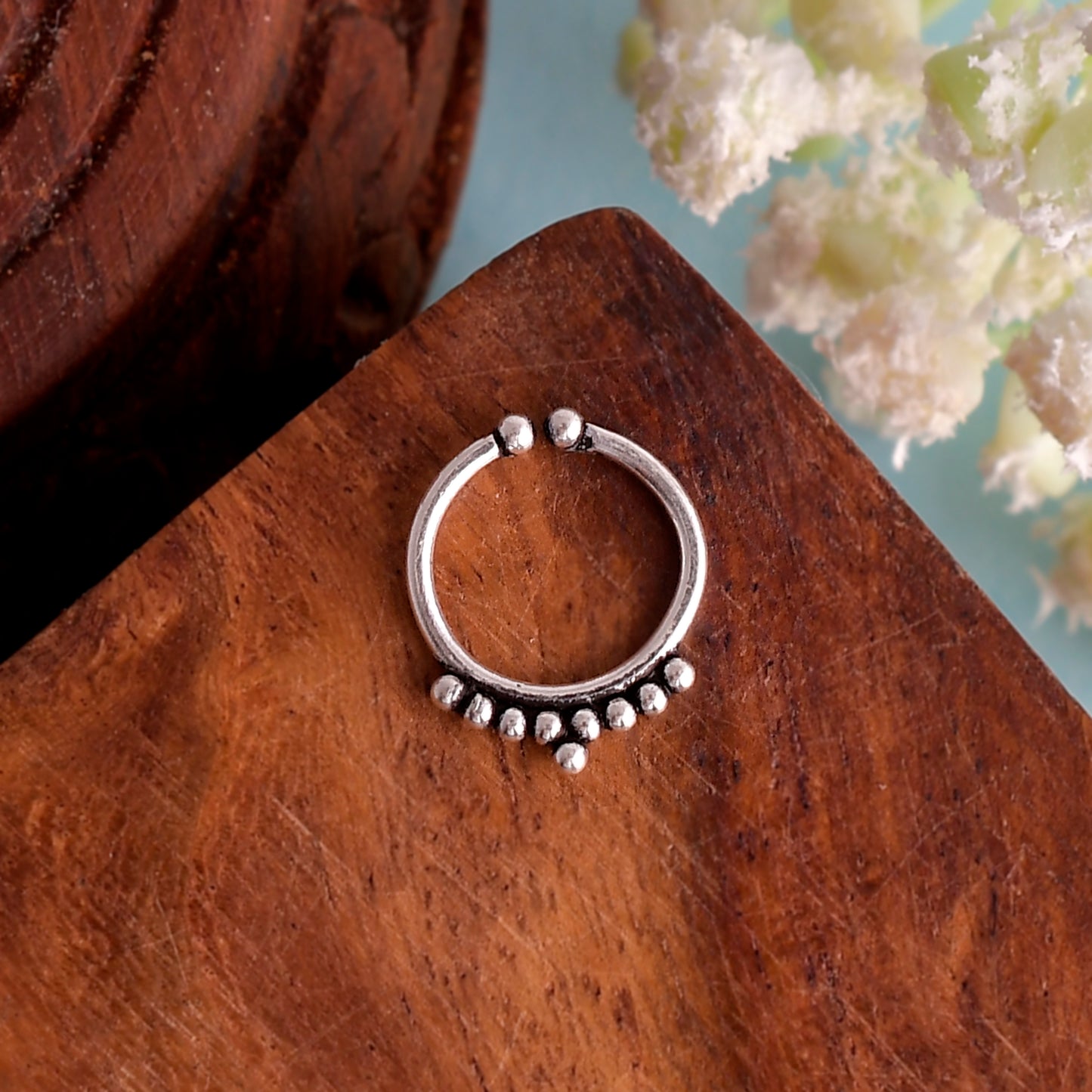 septum nose hoop