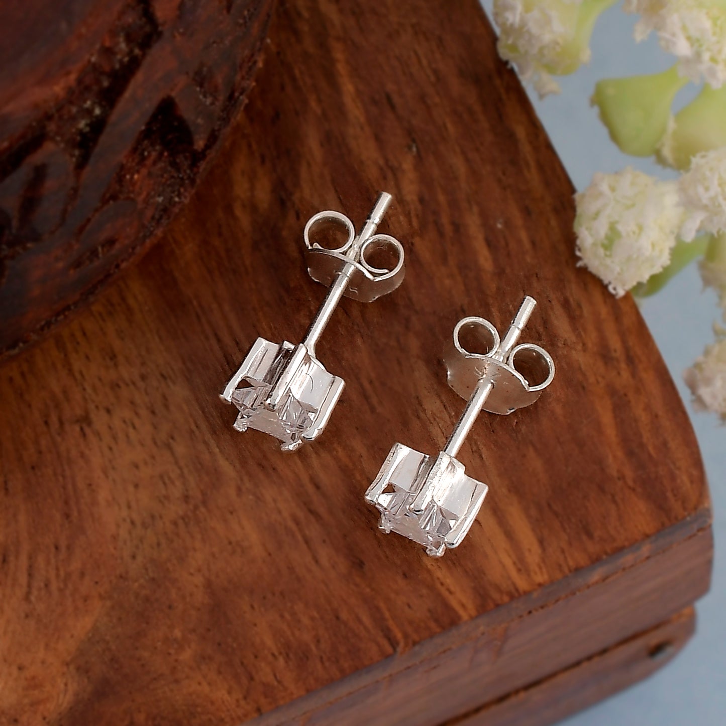 silver stud