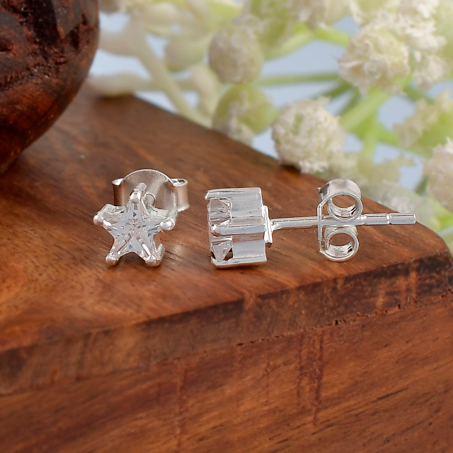 lightweight earring