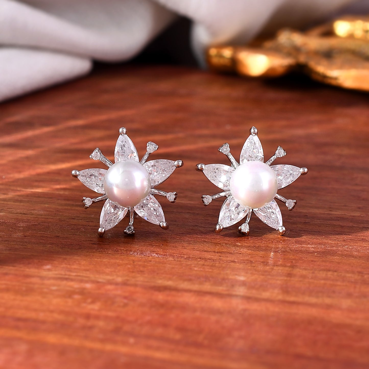 pearl earring silver
