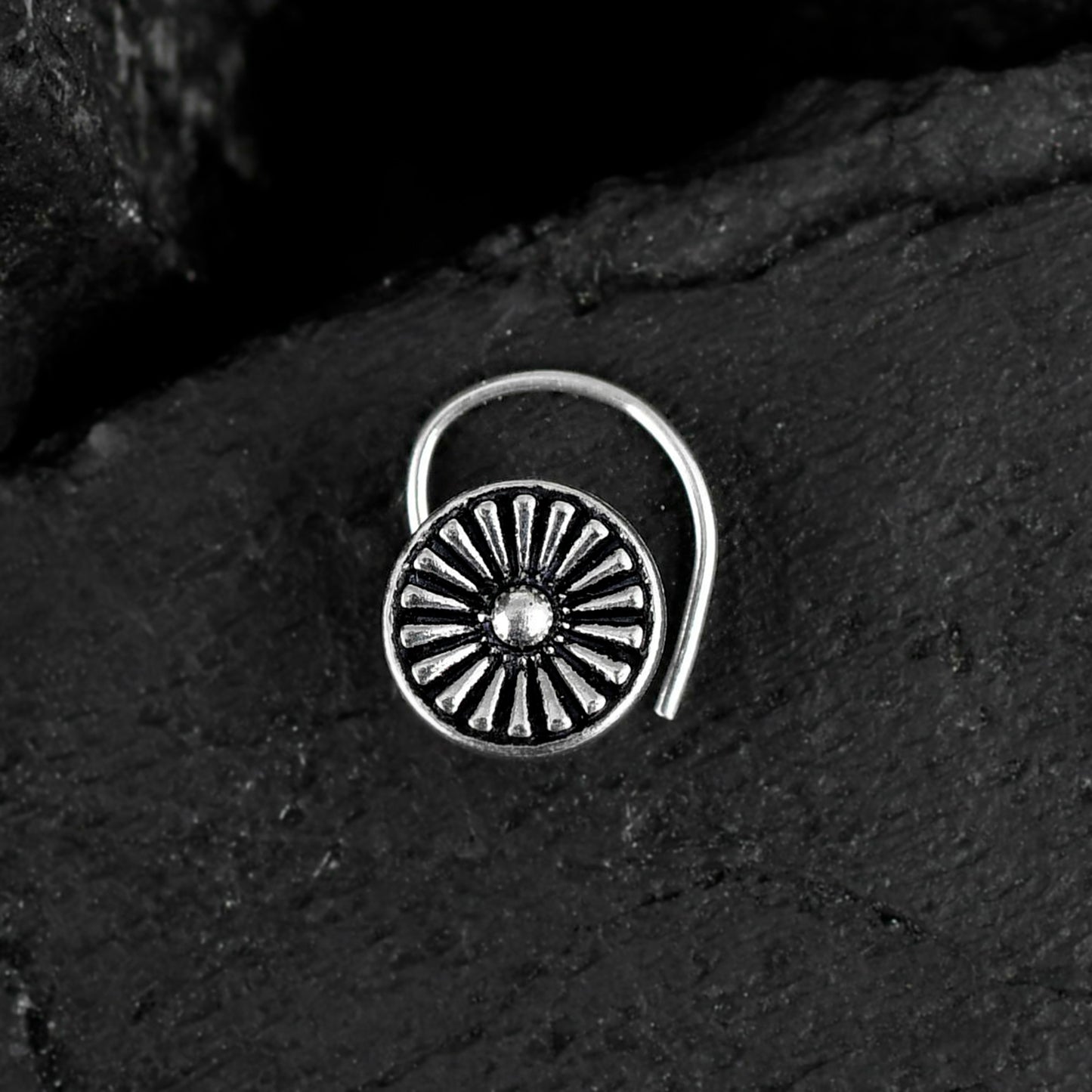 Antique Round 925 Sterling Silver Nose pin For Women