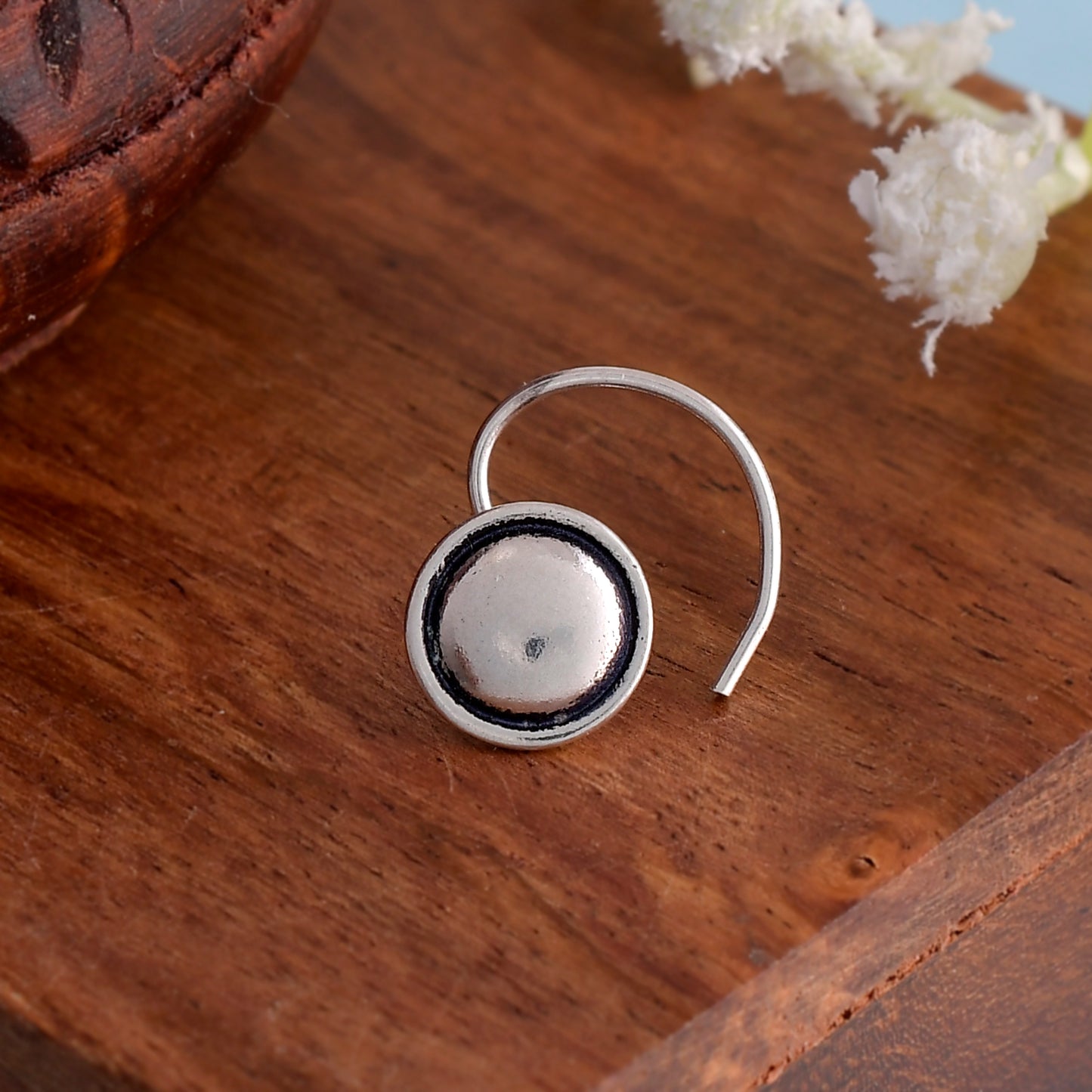 silver nose pin