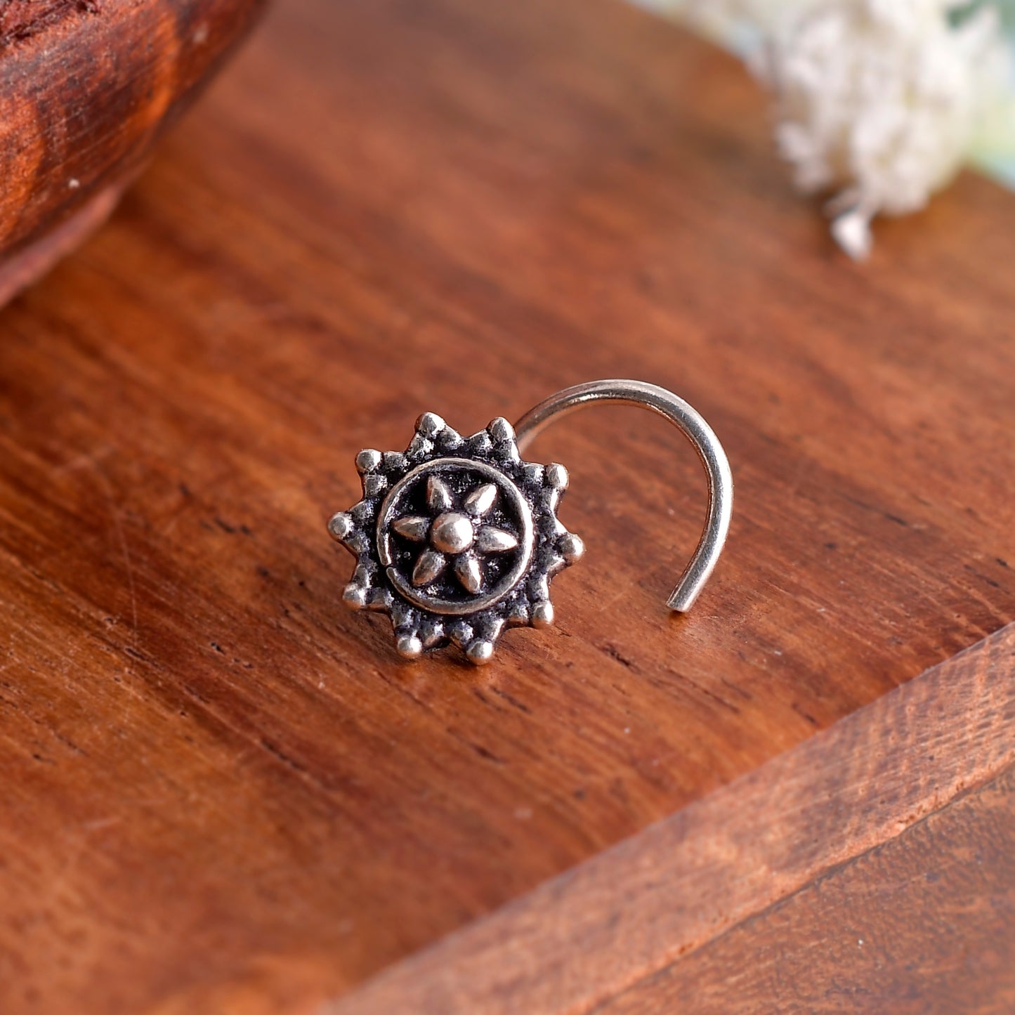 silver nose pin