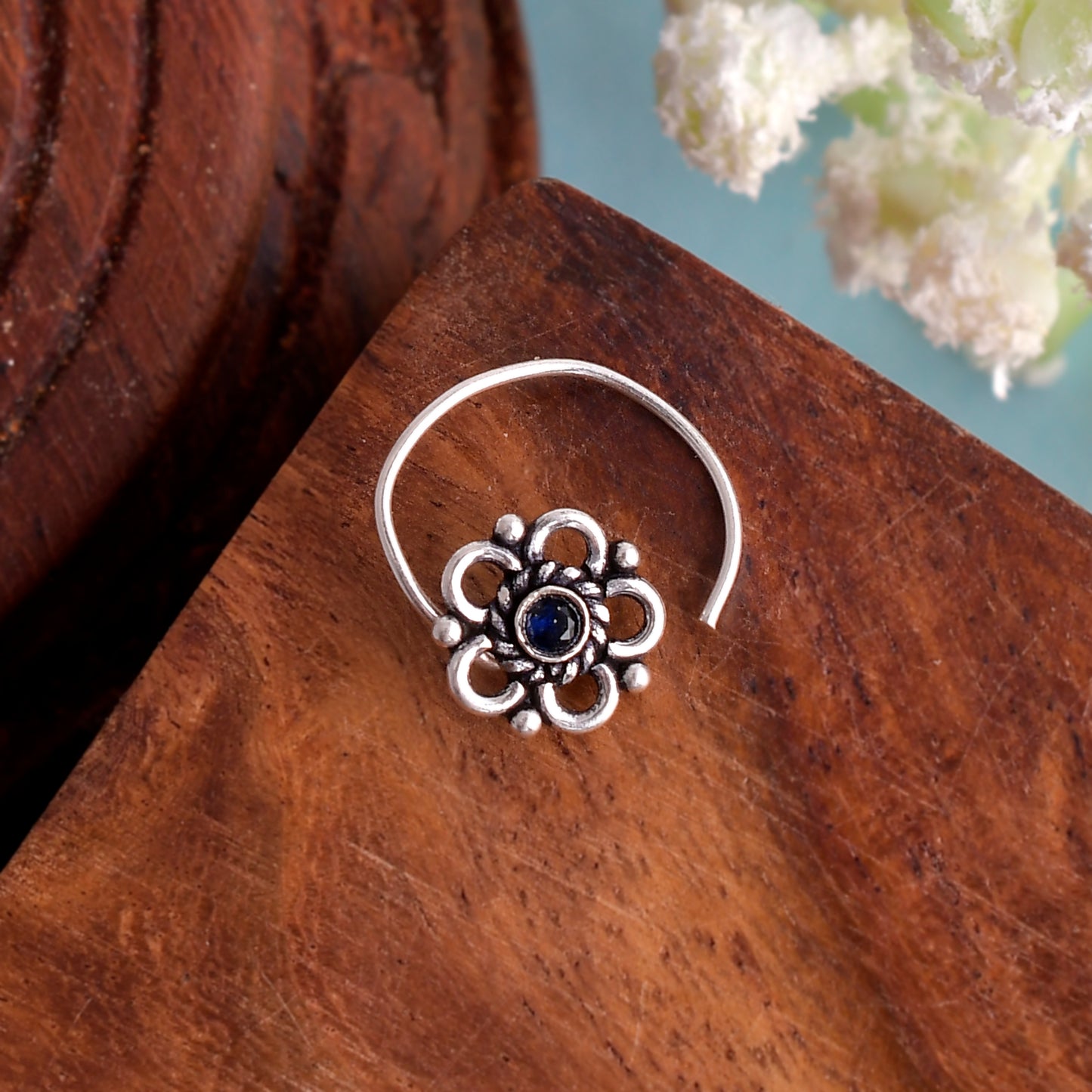 silver nose pin