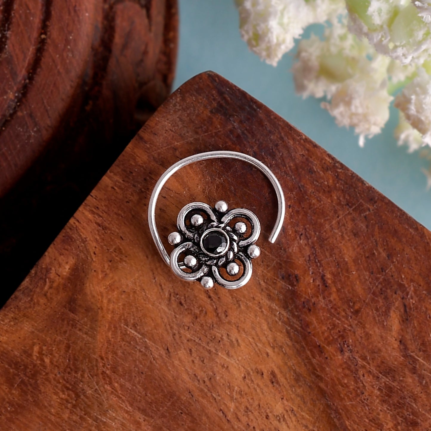 silver nose pin