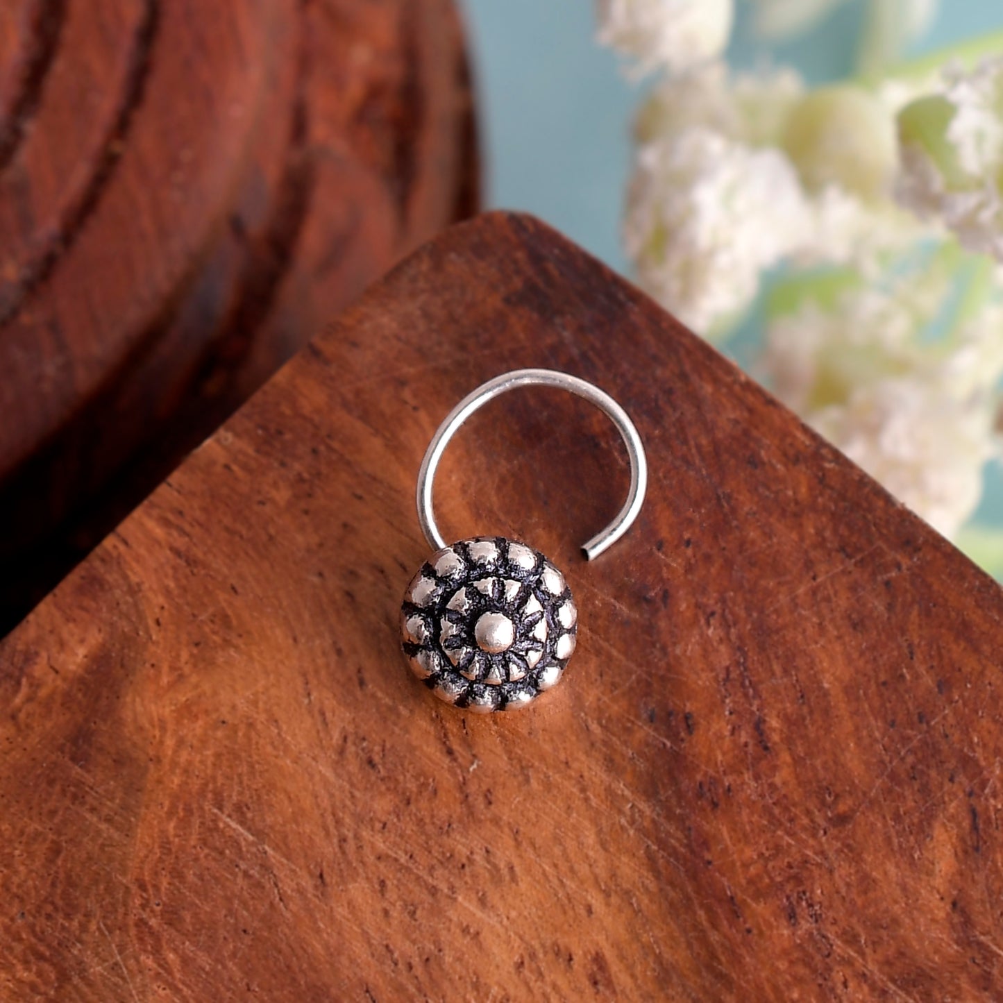 silver nose pin