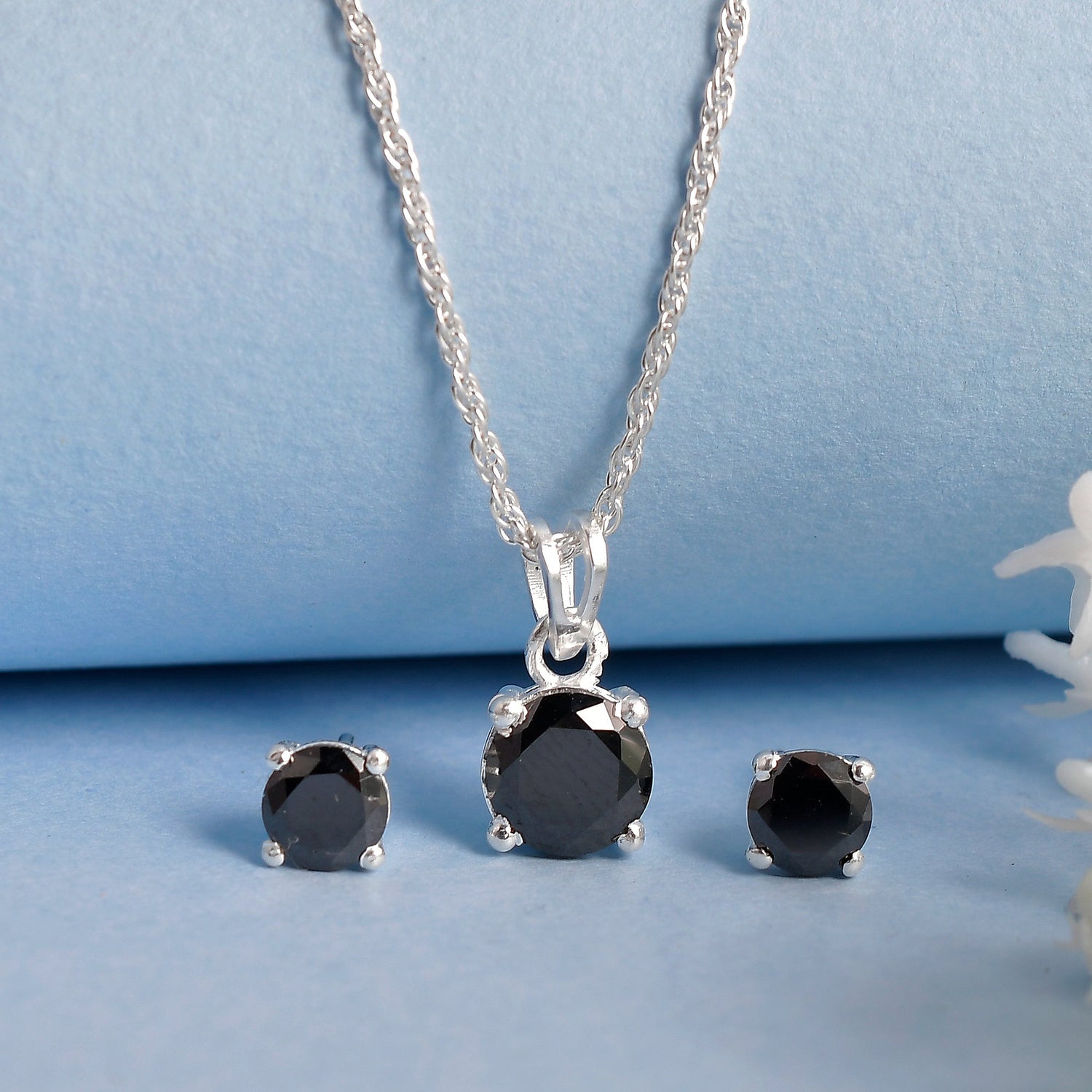 Silver necklace chain for women