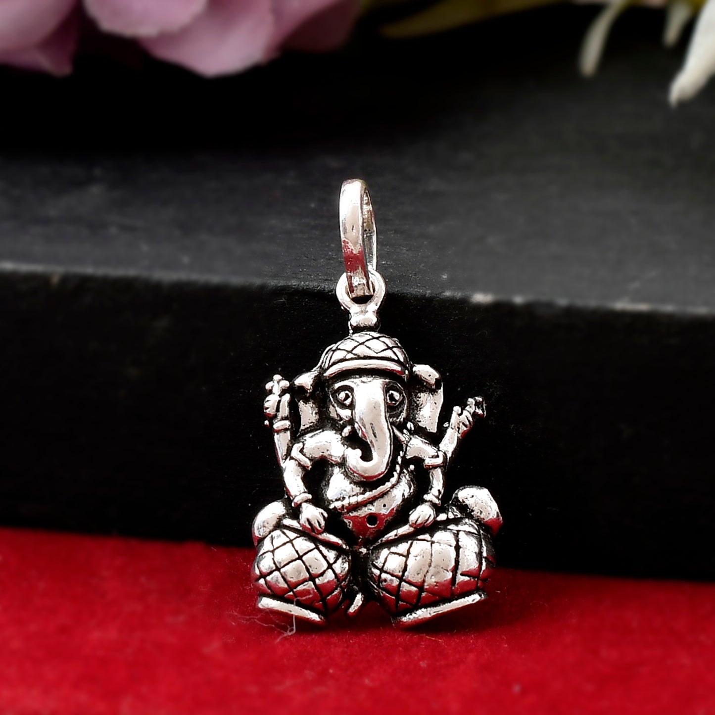 lord ganesha pendant