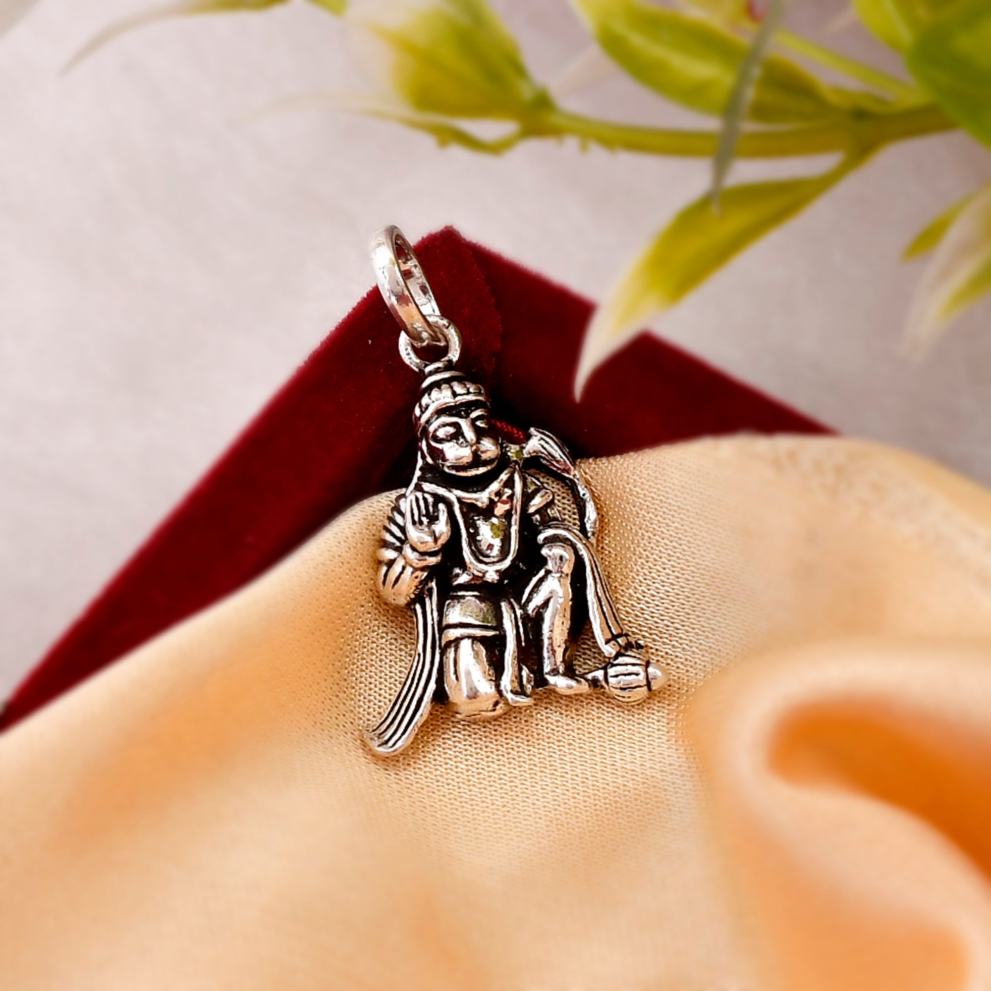 Pure silver sale hanuman pendant