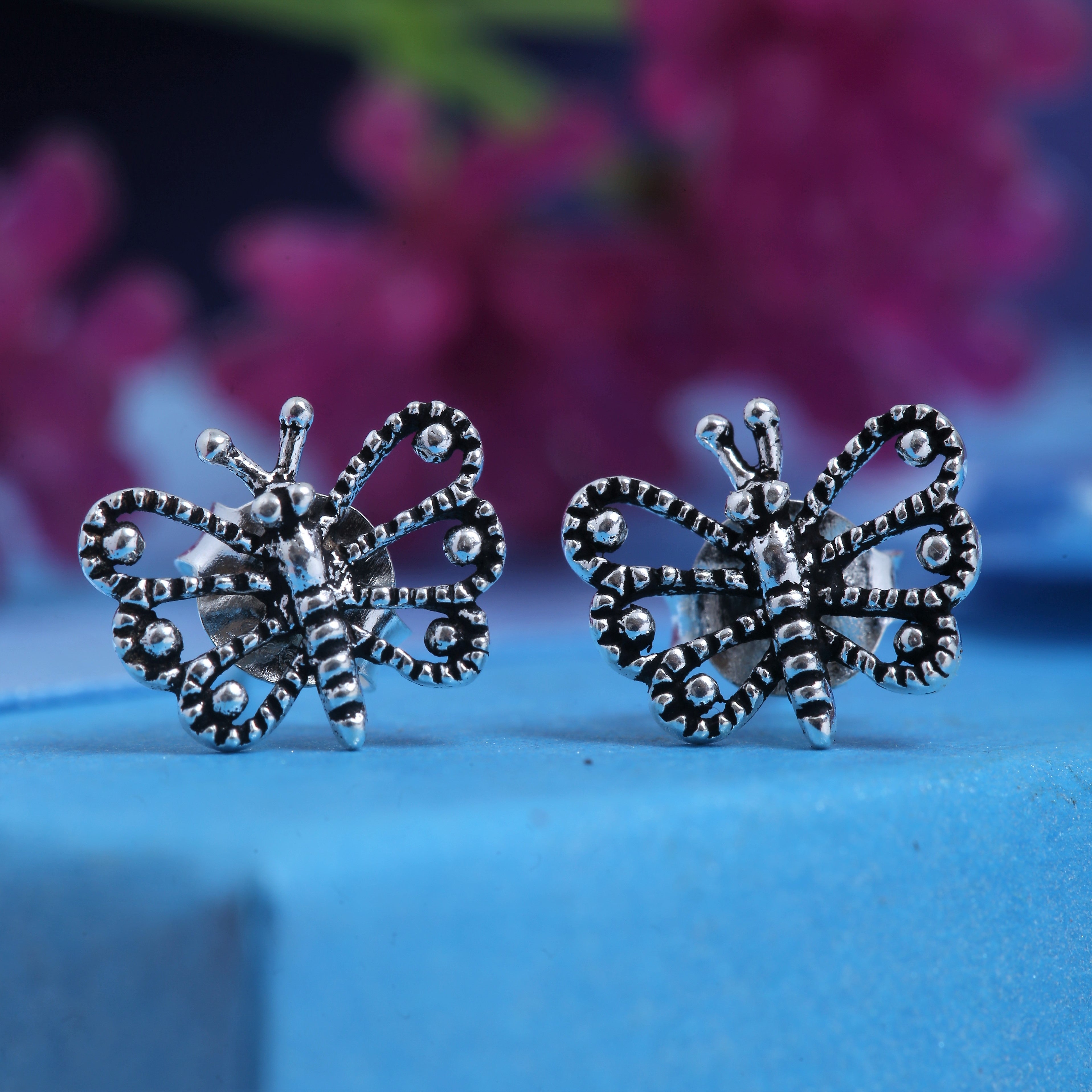 Attractive Design Ladies Stylish Earrings at Best Price in Lucknow | Royal  Immage