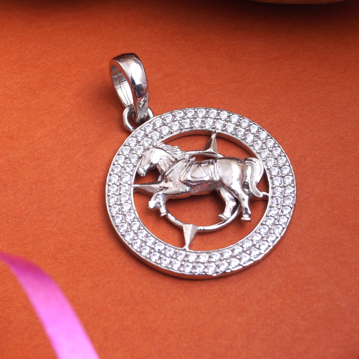 horse pendant silver