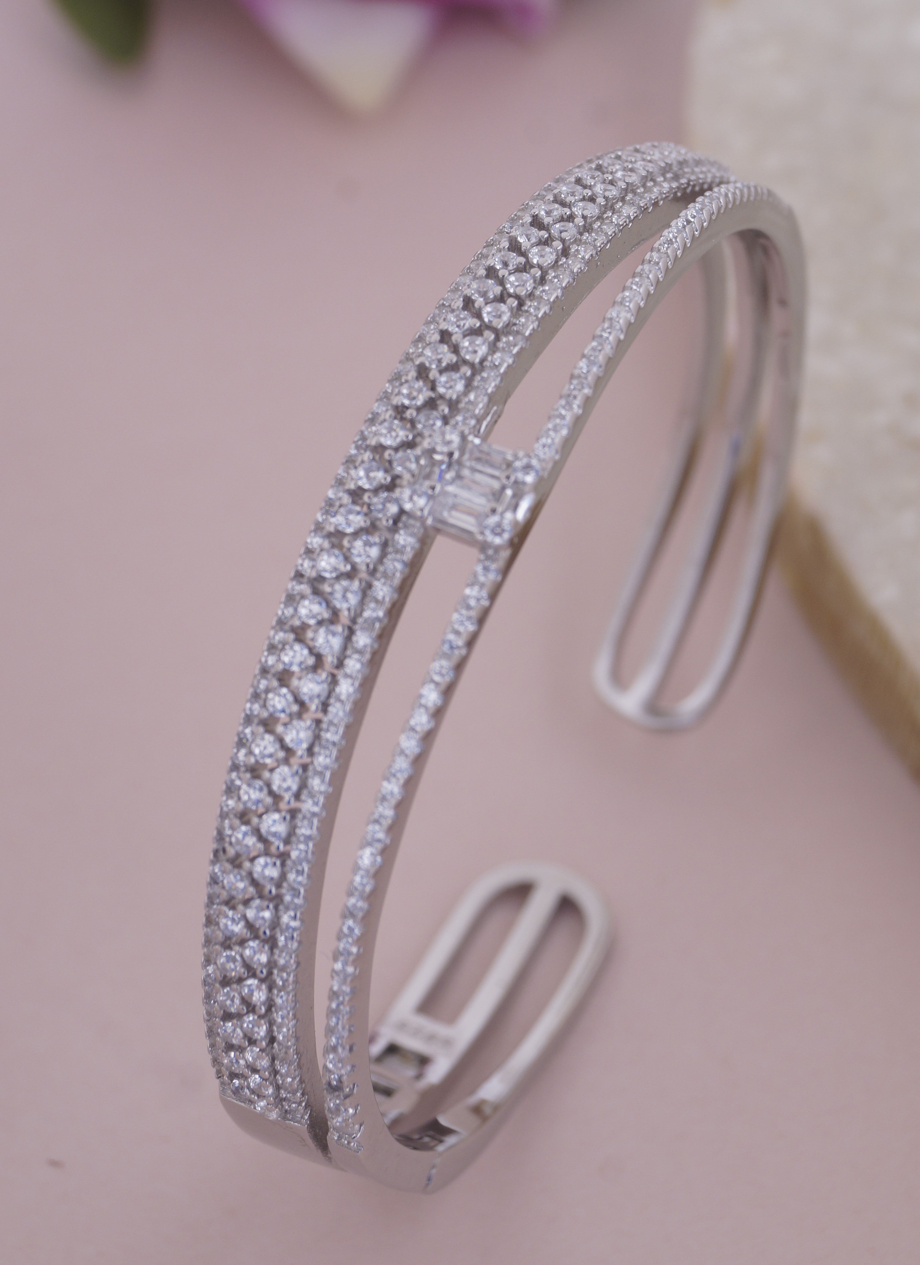 Buy quality 925 sterling silver cZ diamond bracelet for ladies in Ahmedabad