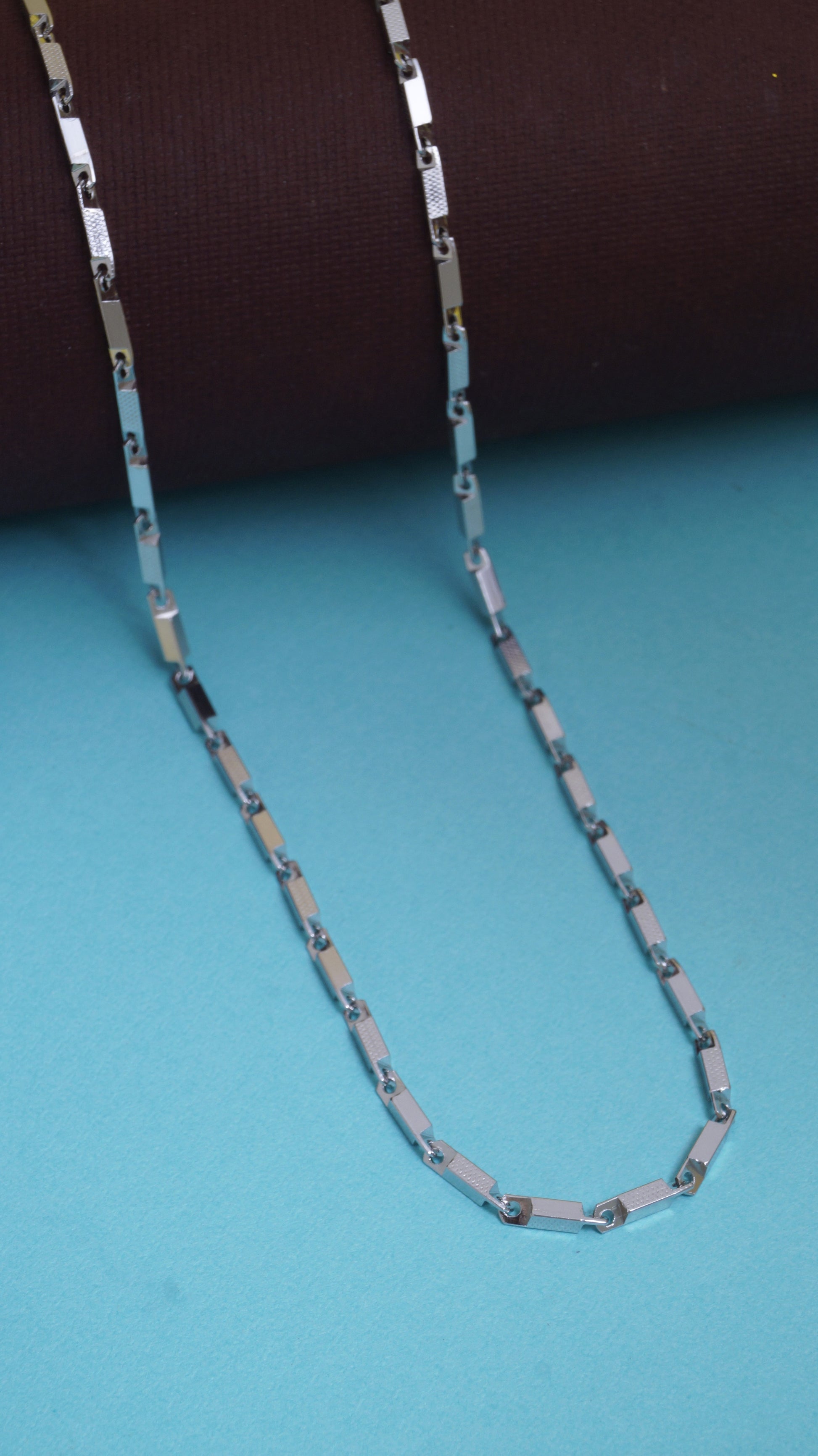 mens silver chain design	