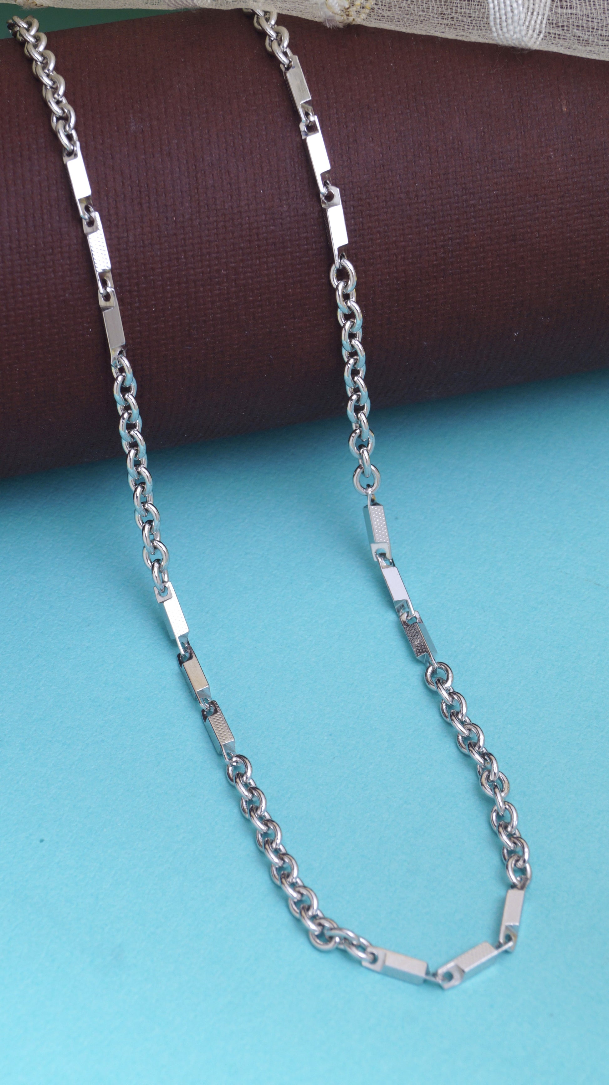 Silver Chain for Men Stylish and Masculine Silver Chains