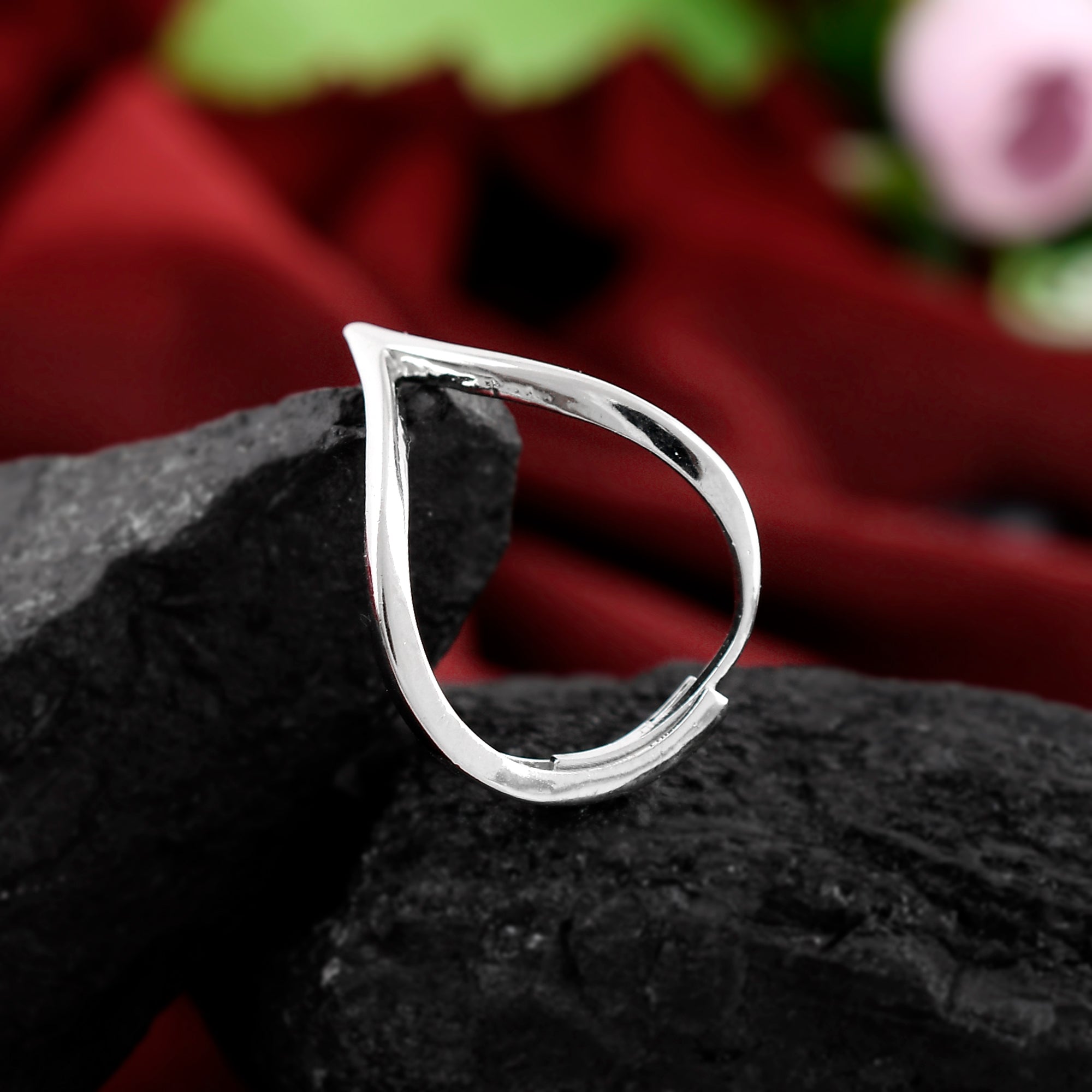 Plain silver ring design for deals female