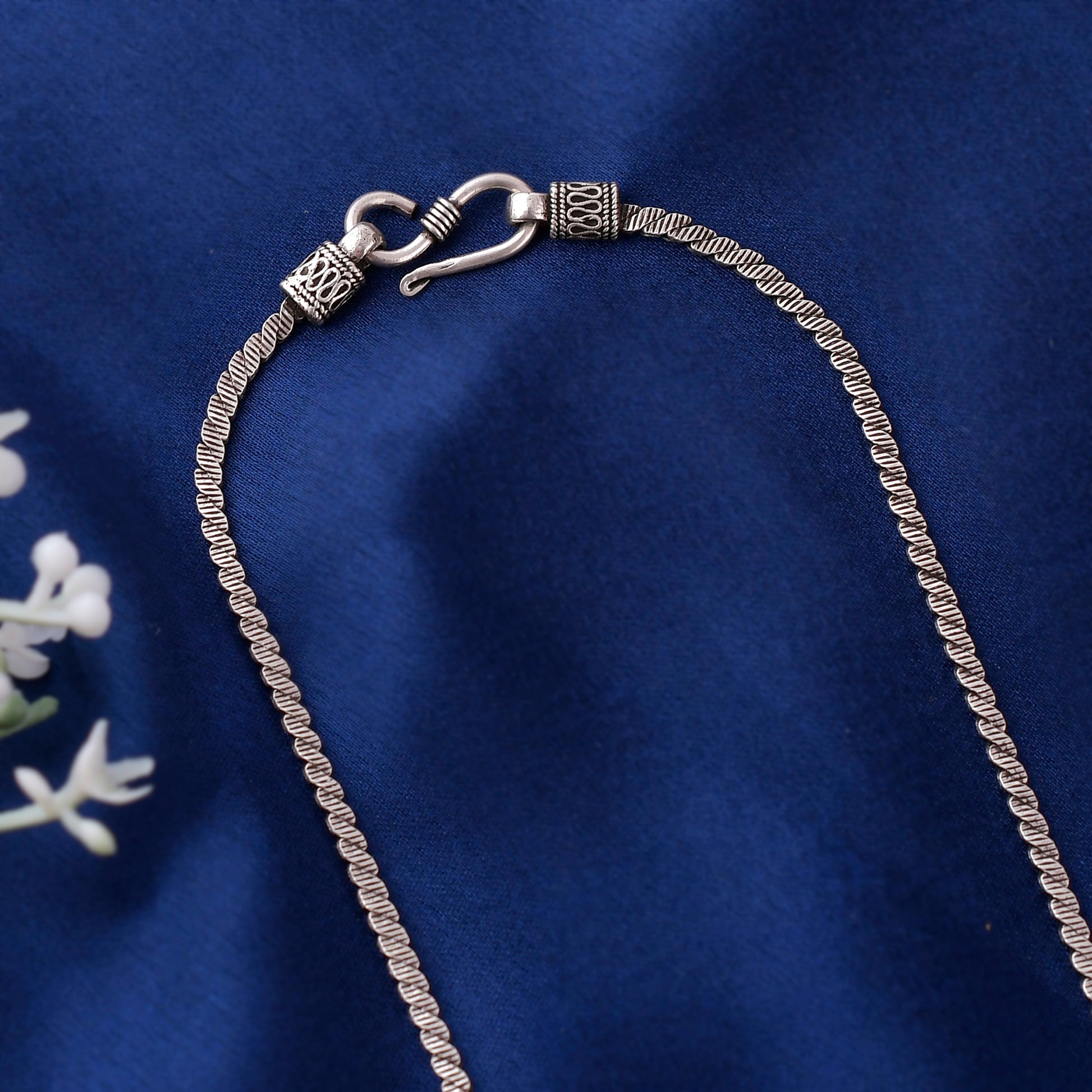 Men's silver chain necklaces