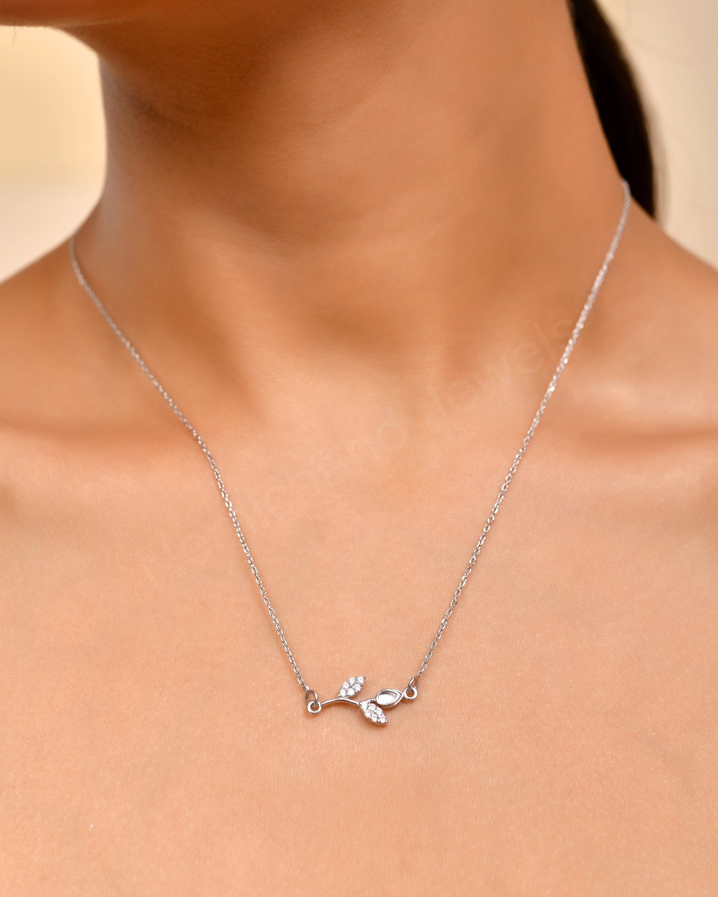 925 Sterling Silver Whispering Leaves Pendant Chain Necklace for Women and Girls