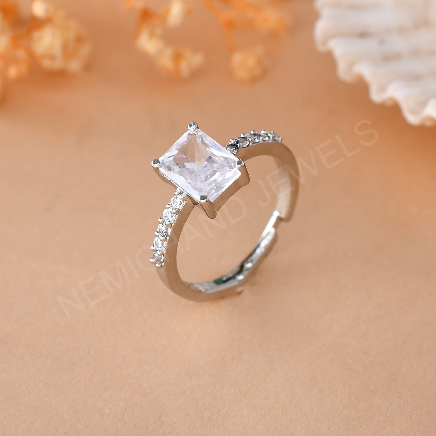 solitaire ring women