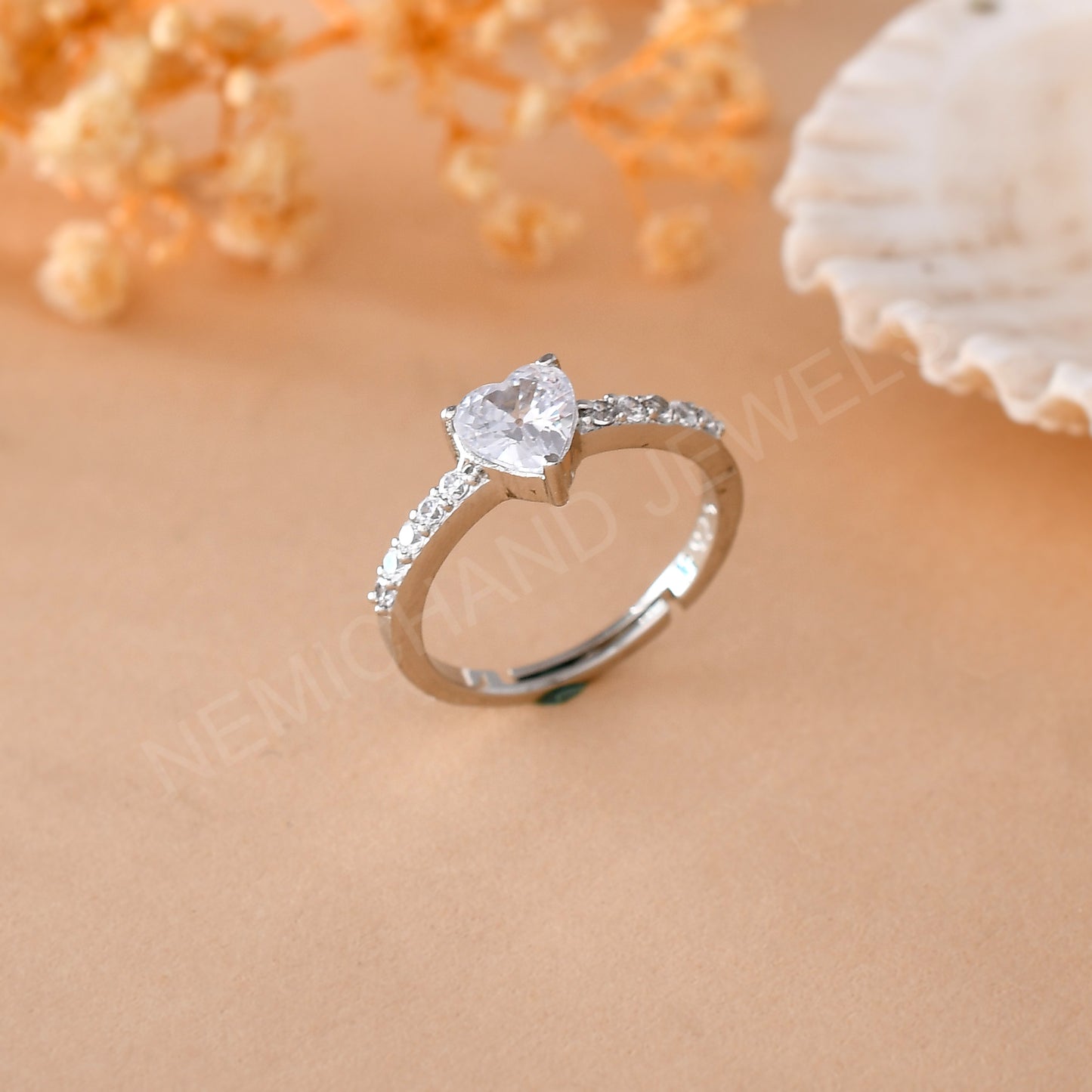 solitaire heart ring women