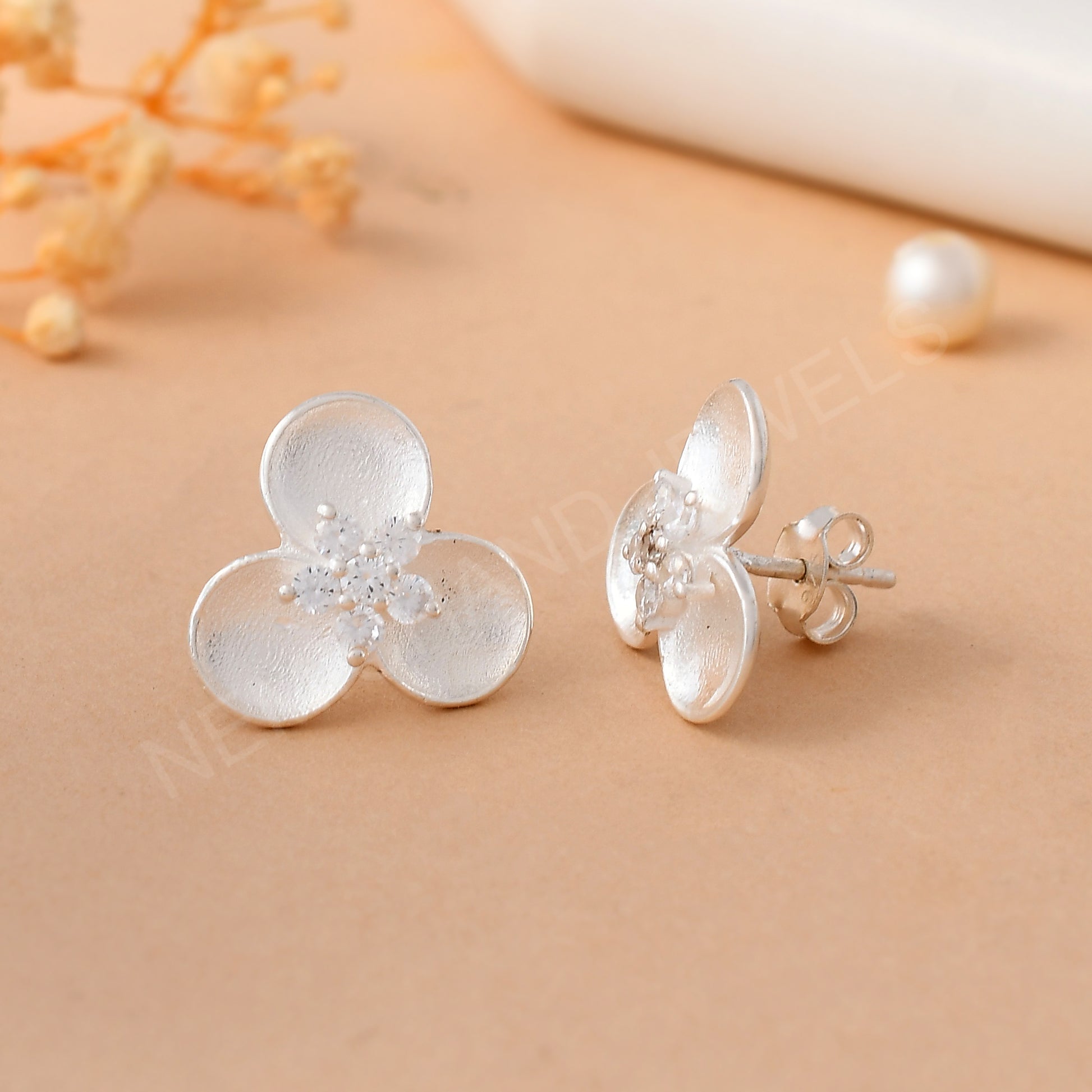 silver flower earring