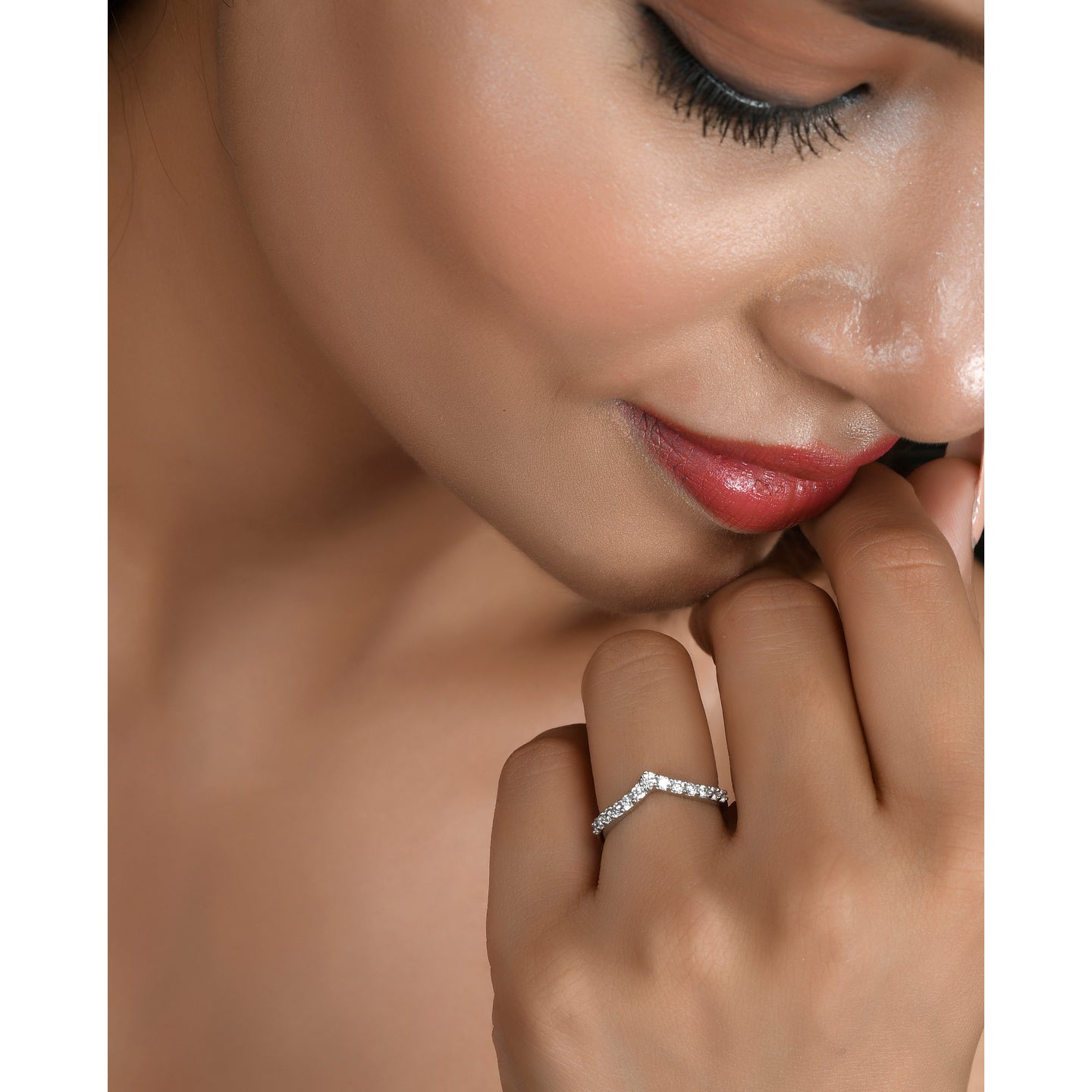 Sterling Silver 925 CZ Solitaire Vanki Ring For Women